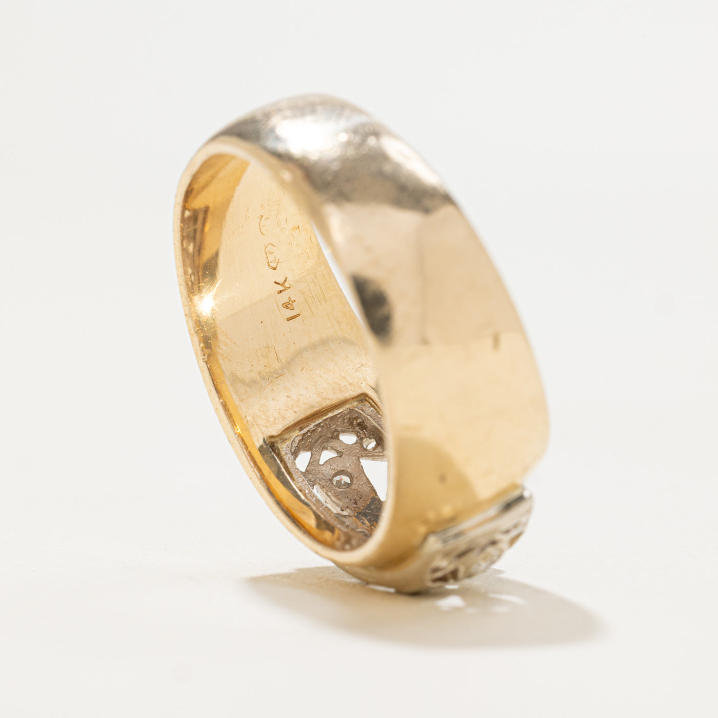 Diamond Leaf Design Openwork Band | 0.10ctw | SZ 9.25