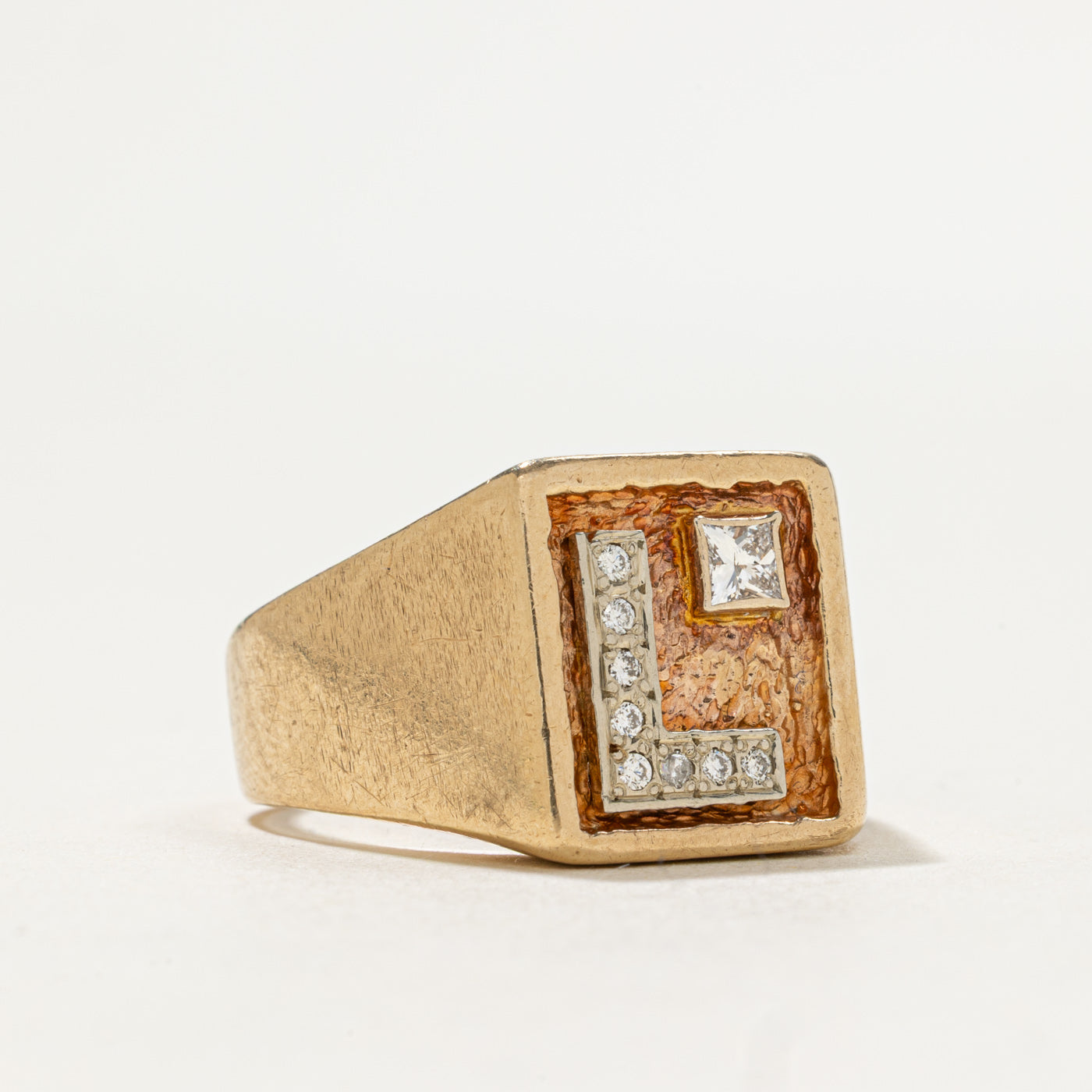 Diamond "L" Initial Signet Ring | 0.20ctw | SZ 9.25