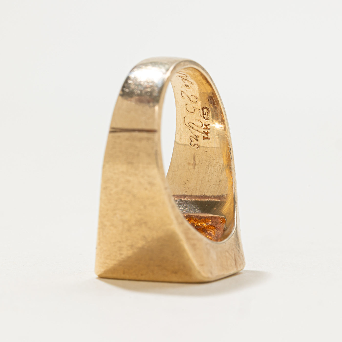 Diamond "L" Initial Signet Ring | 0.20ctw | SZ 9.25