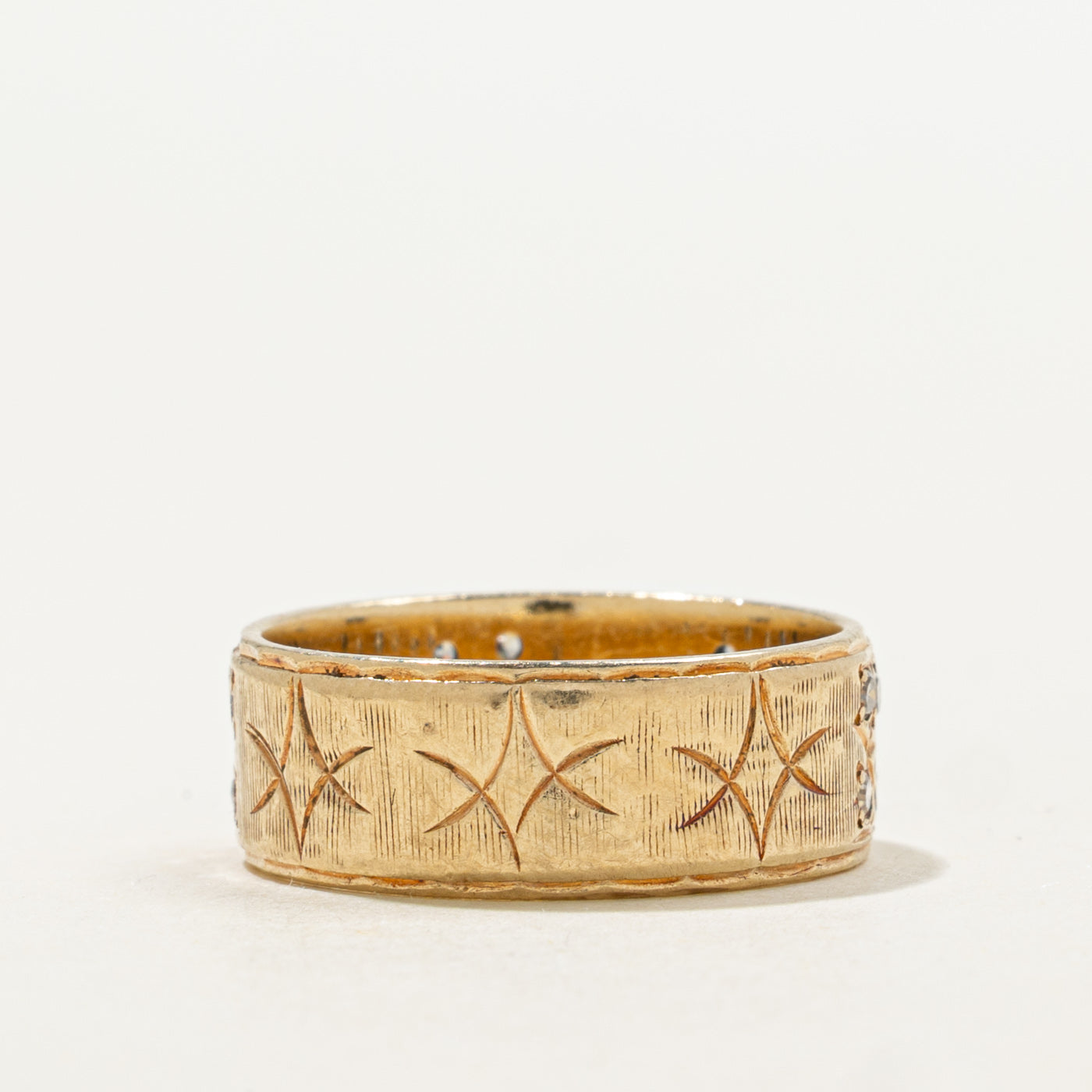 10K Diamond Textured Band | 0.43ctw | 6.95mm | SZ 6.5