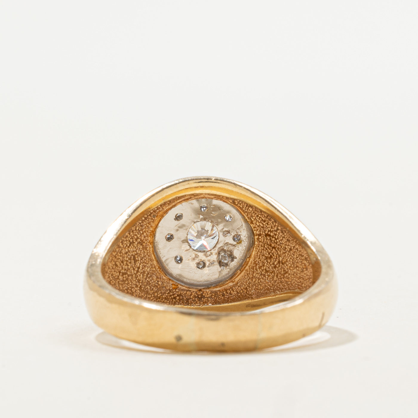 14K Diamond Circle Cluster Textured Signet Ring | 0.12ctw | SZ 10.25