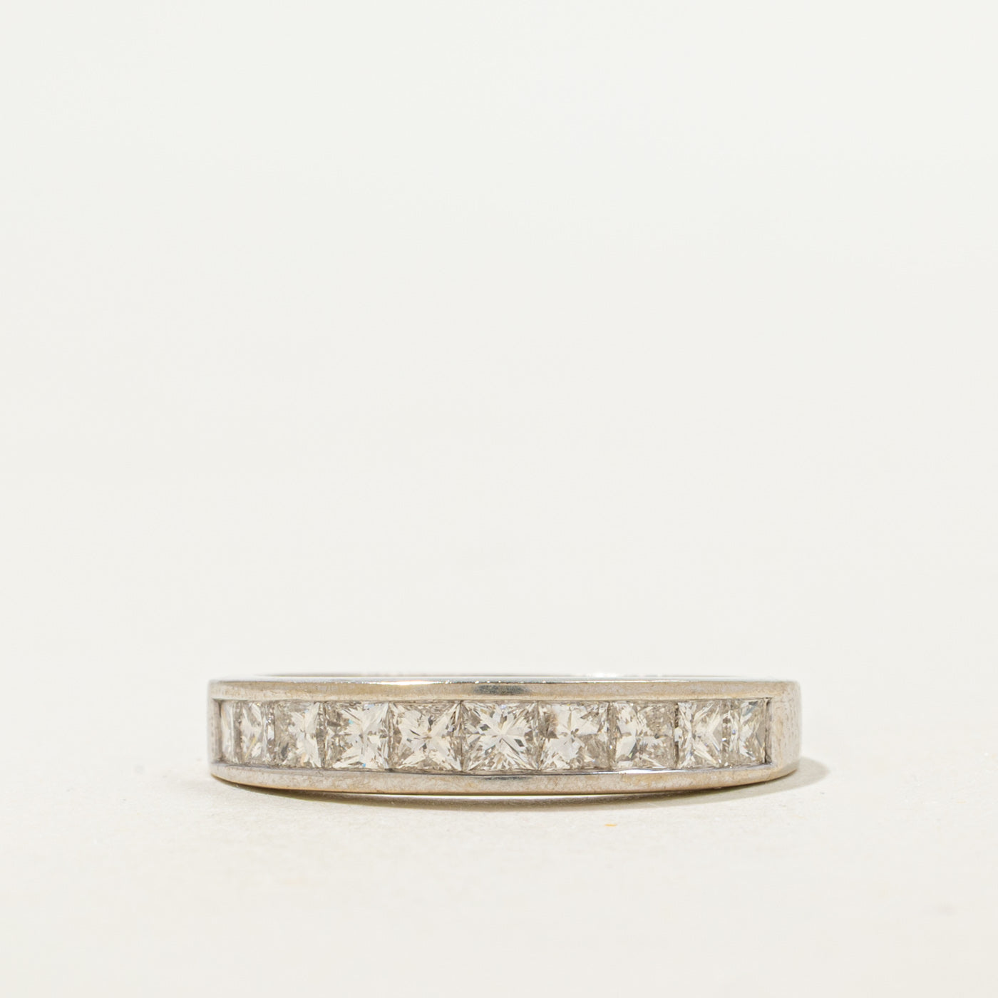 Alliance demi-éternité en or 14 carats sertie de diamants taille princesse | 1,20 ct au total | Taille 7,25
