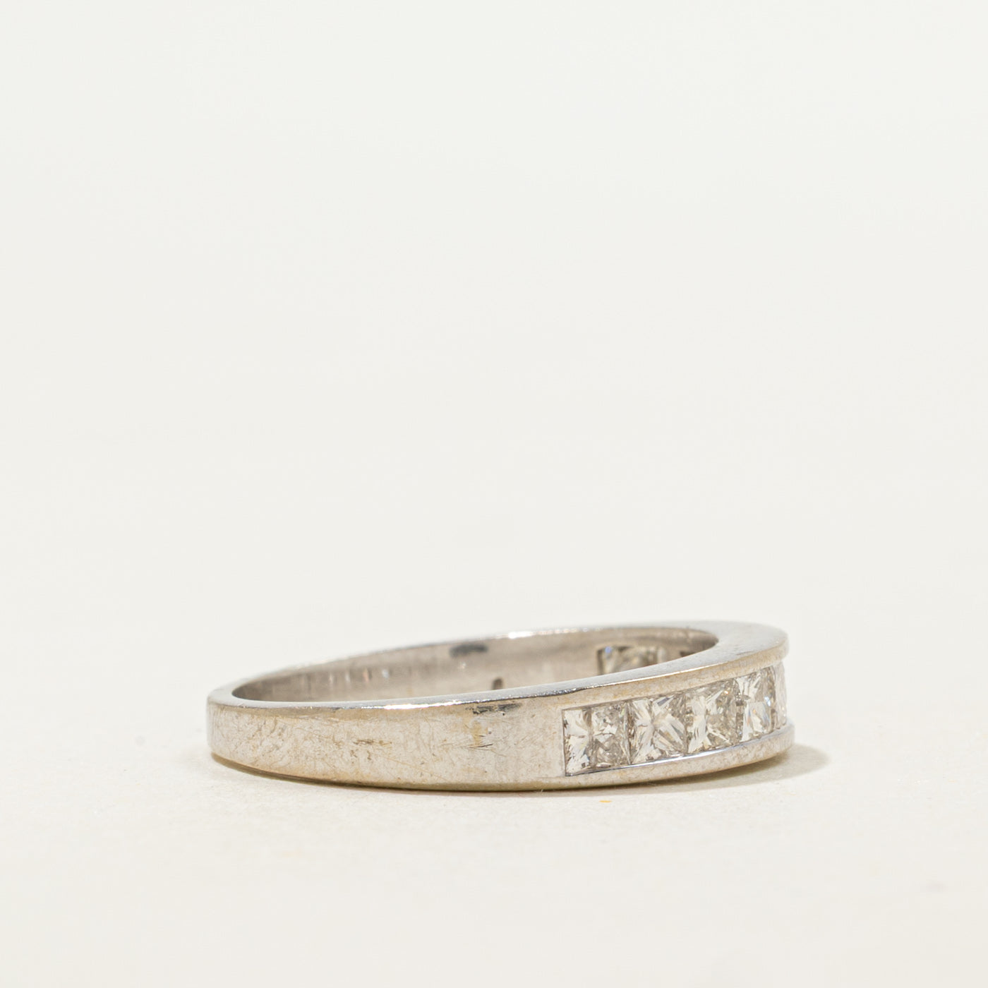 Alliance demi-éternité en or 14 carats sertie de diamants taille princesse | 1,20 ct au total | Taille 7,25