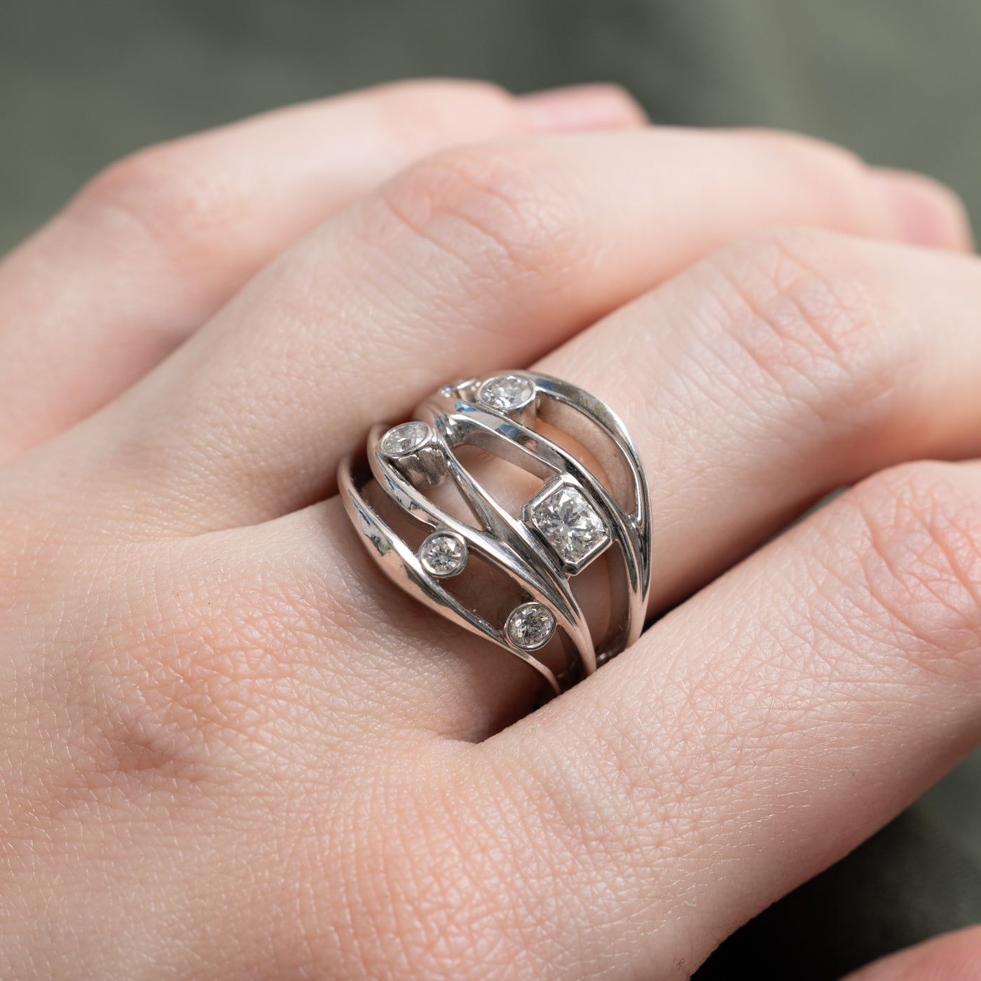 15K Scattered Diamond Abstract Ring | 0.40ctw | SZ 5.75