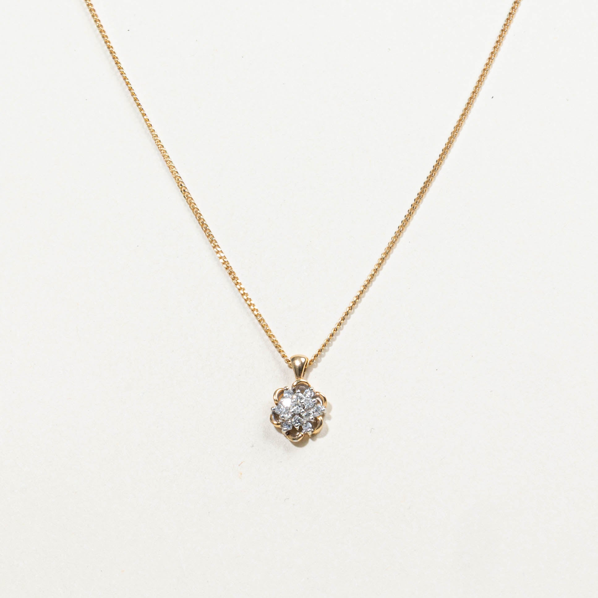 14k Diamond Floral Cluster Pendant Necklace | 0.11ctw | 16"
