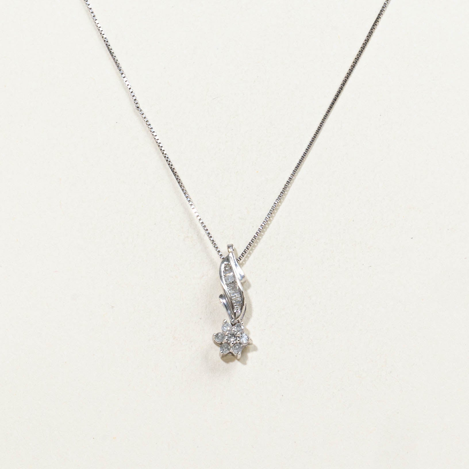 10k Diamond Flower Cluster Pendant Necklace | 0.12ctw | 18"