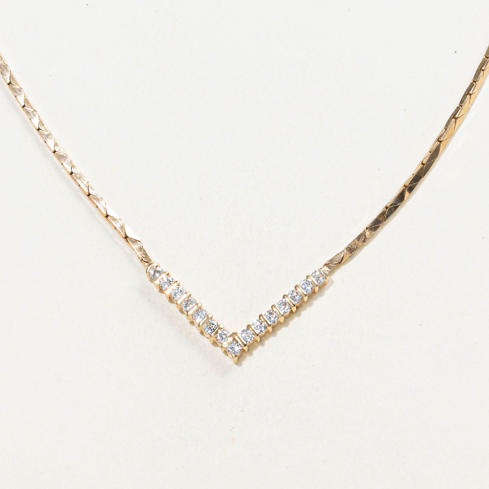 14k Diamond V-Shaped Necklace | 0.52ctw | 16"