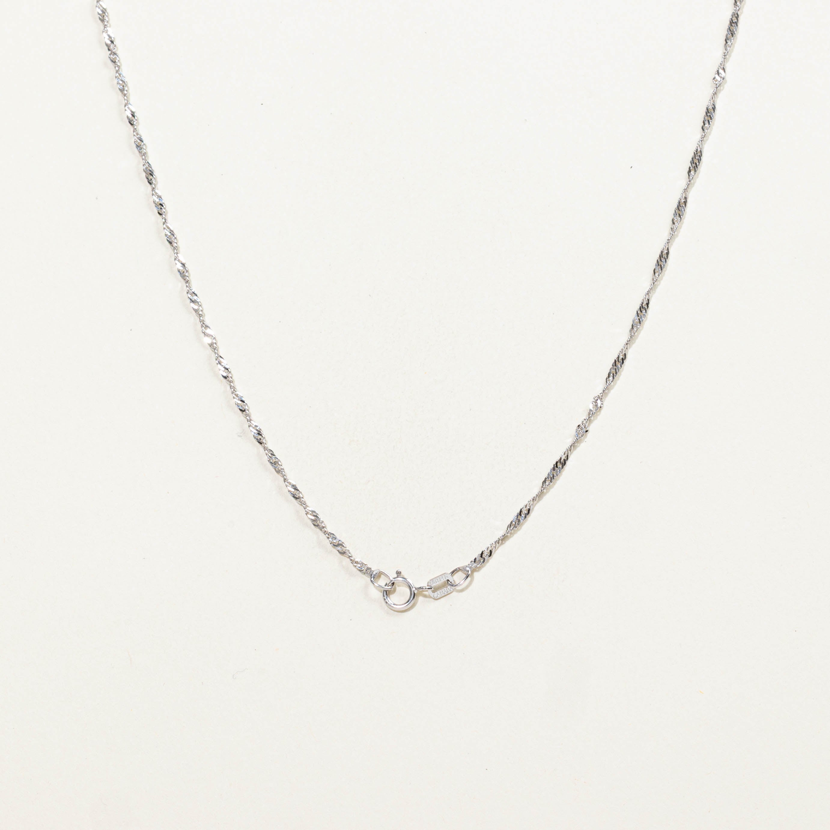 14k Diamond Cluster Halo Pendant Necklace | 0.32ctw | 18"