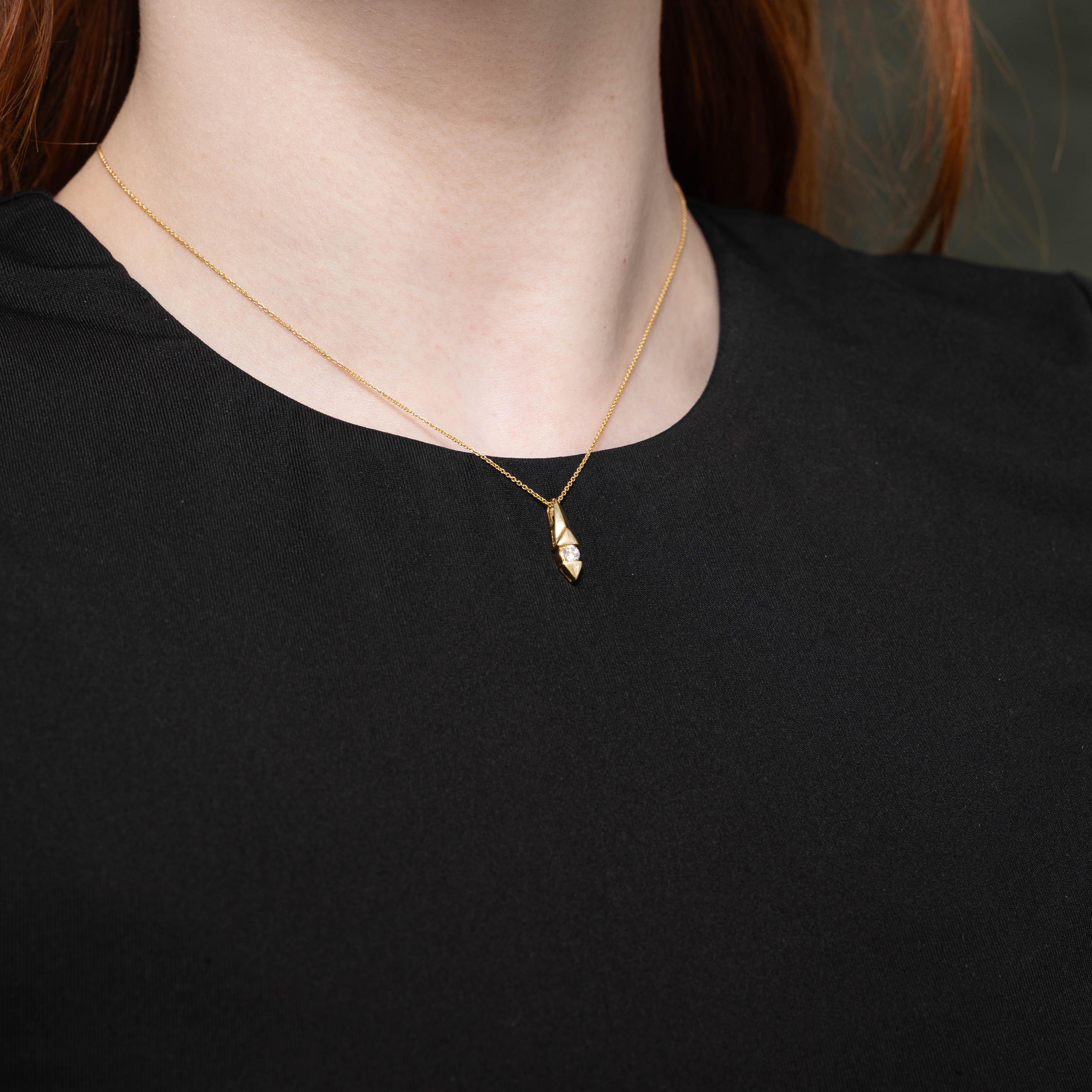 18k Diamond Geometric Pendant Necklace | 0.12ctw | 16"