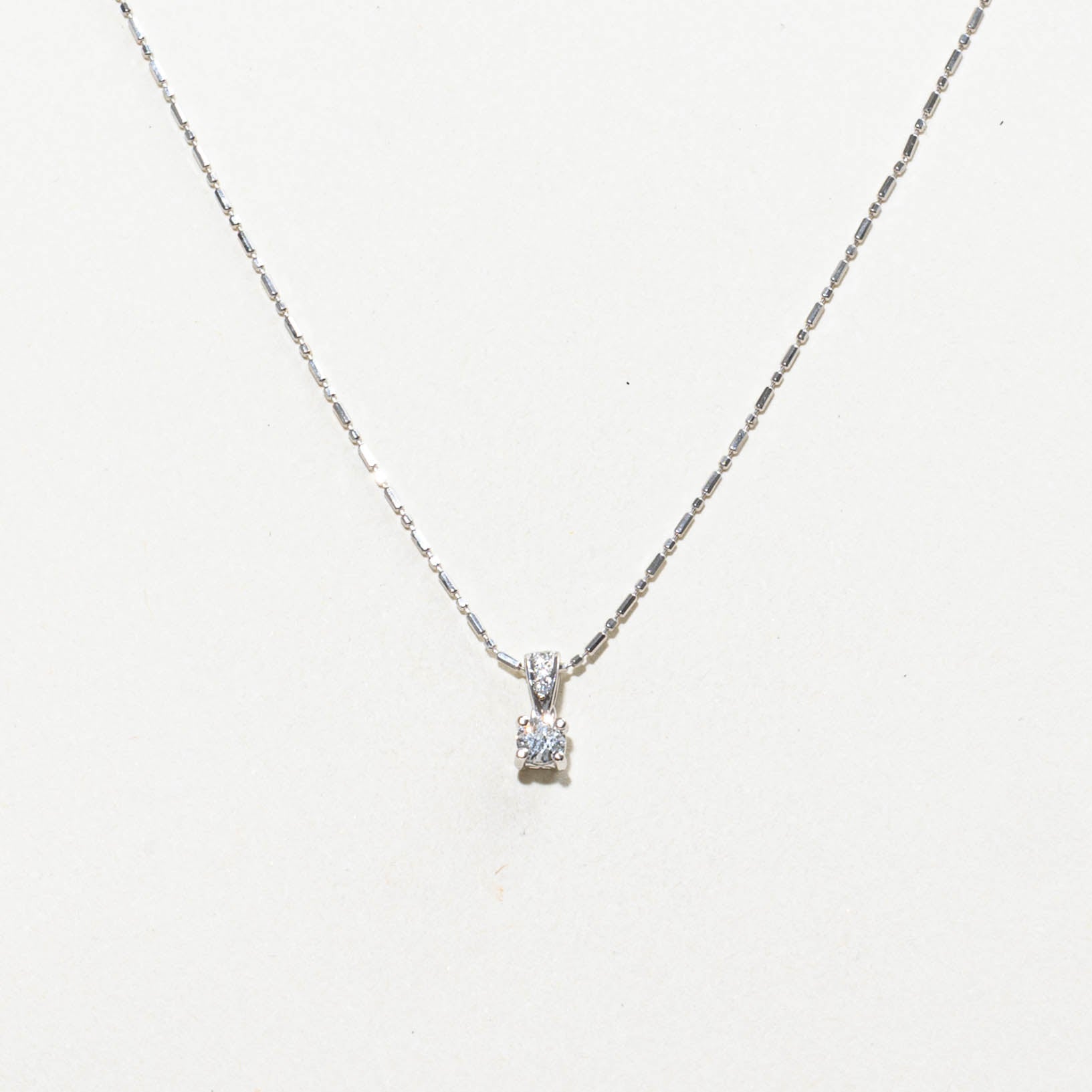 18k White Gold Solitaire Diamond Pendant Necklace | 0.16ctw | 17"