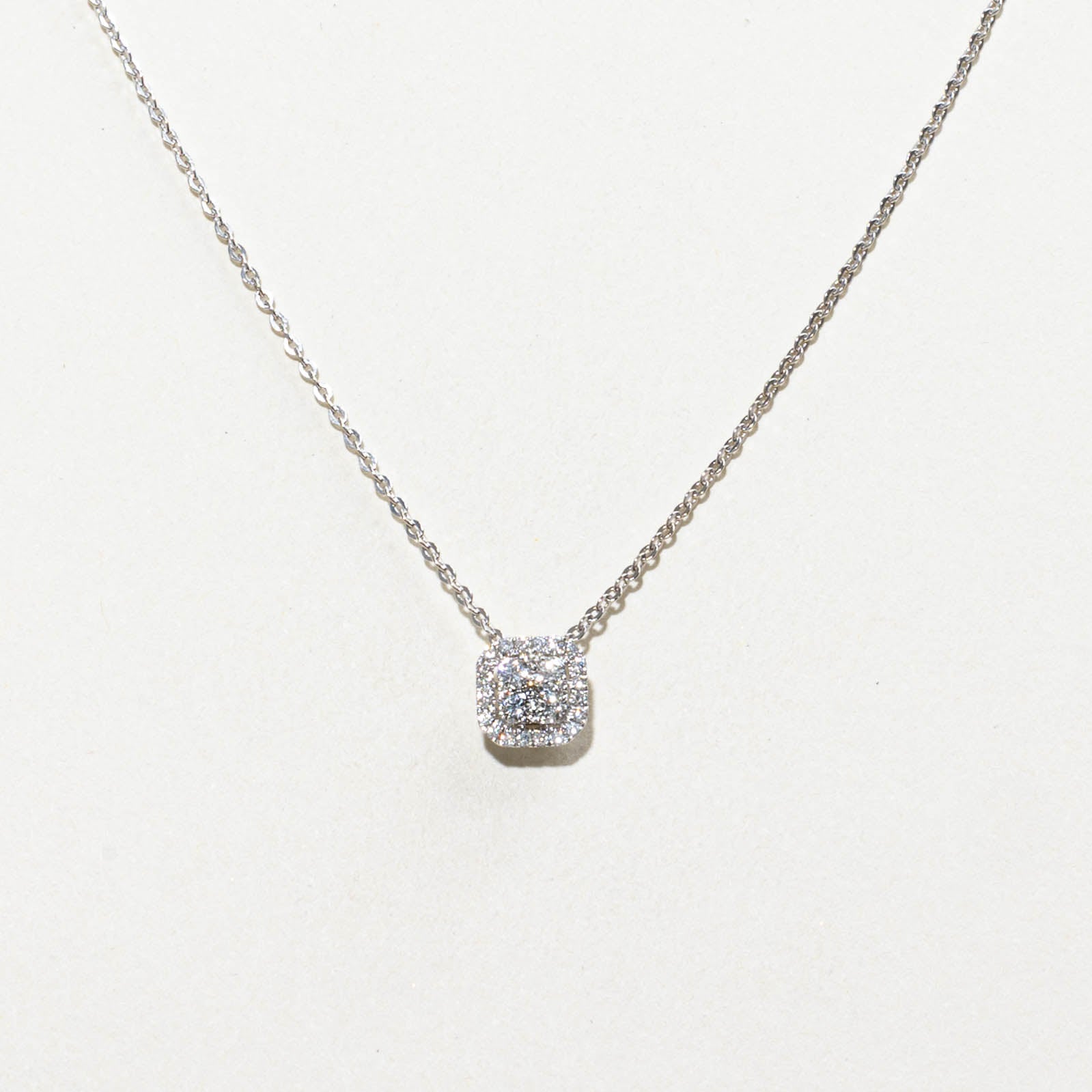 18k White Gold Diamond Halo Pendant Necklace | 0.27ctw | 17"