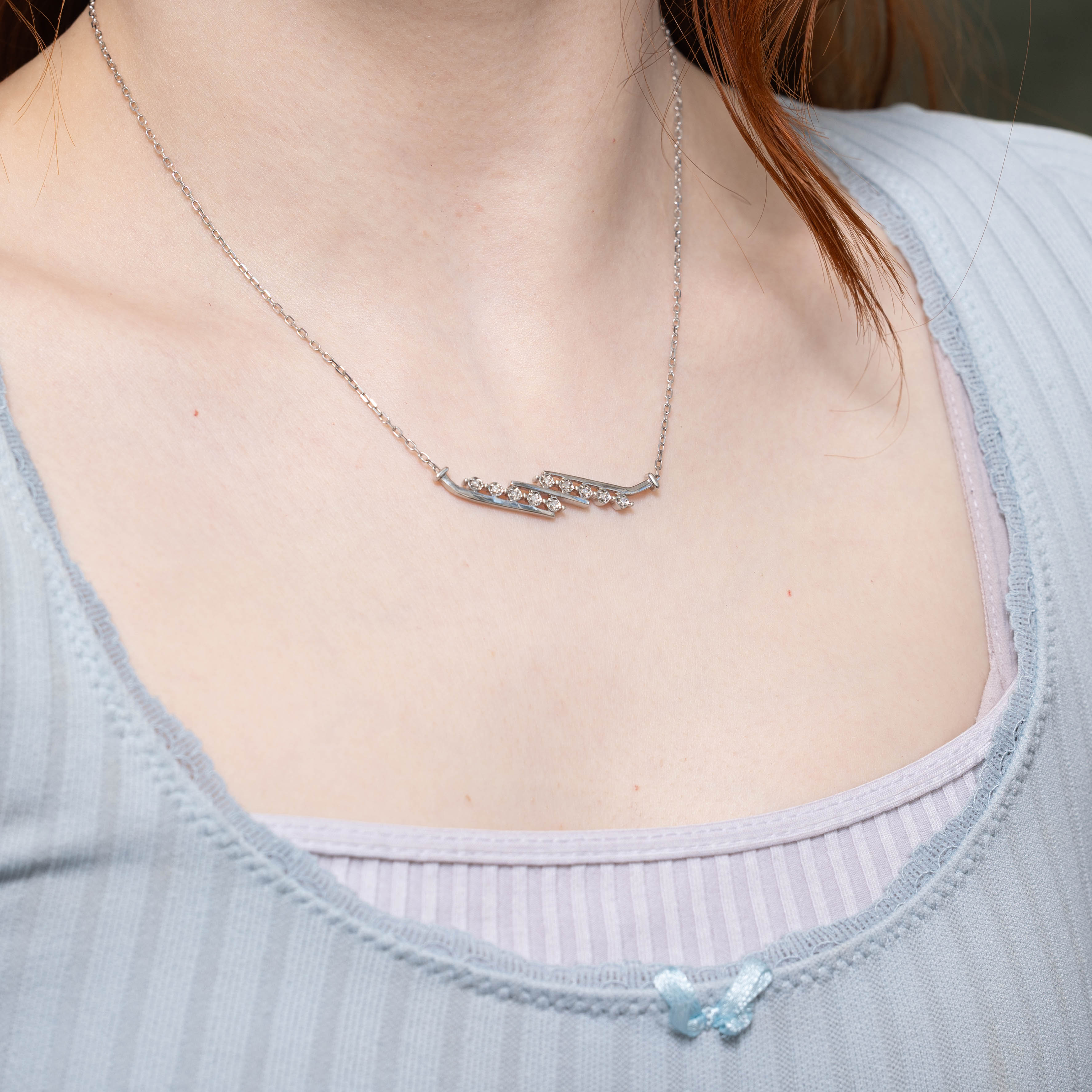 10k Diamond Bar Bypass Pendant Necklace | 0.10ctw | 18"