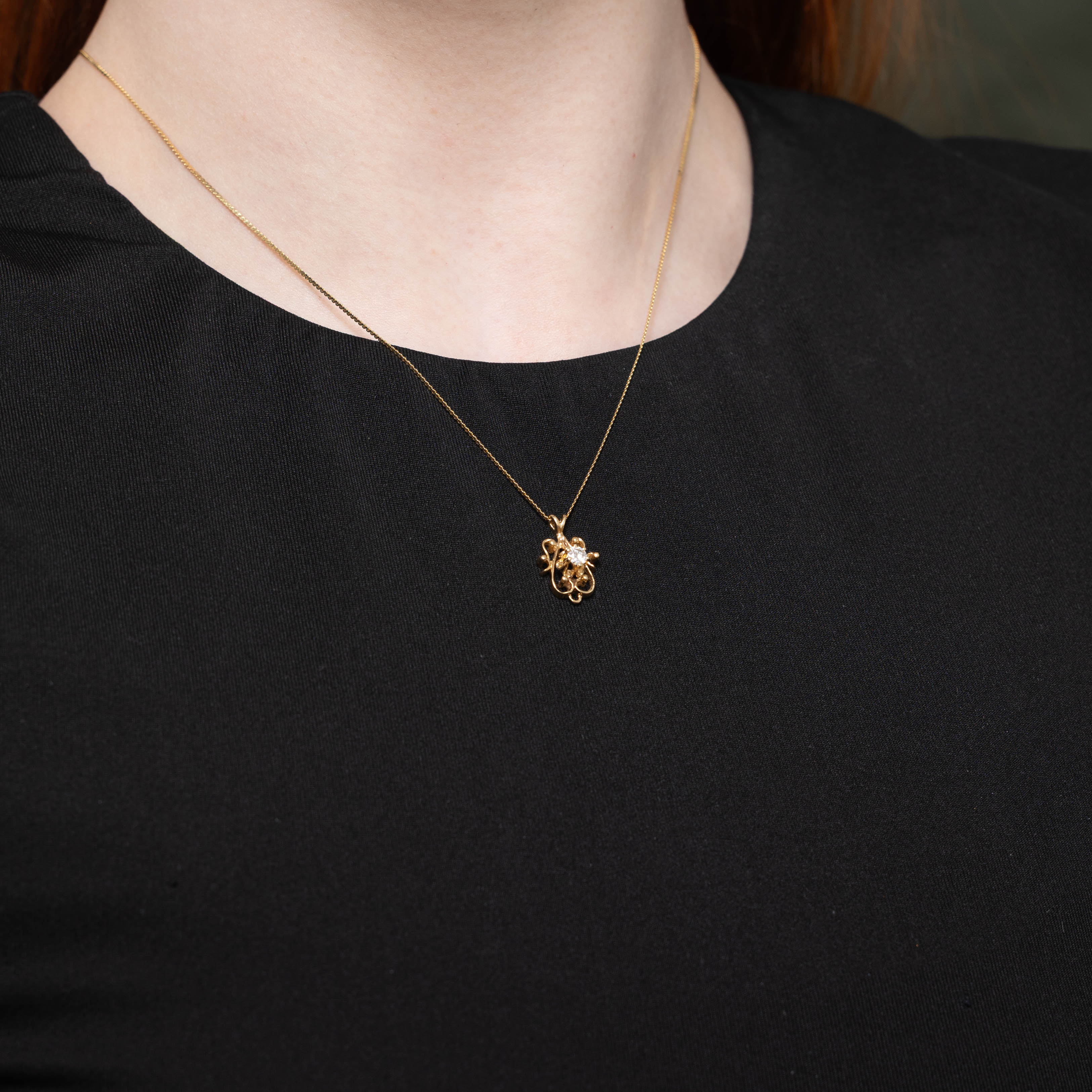 14k Diamond Ornate Pendant Necklace | 0.15ctw | 17"