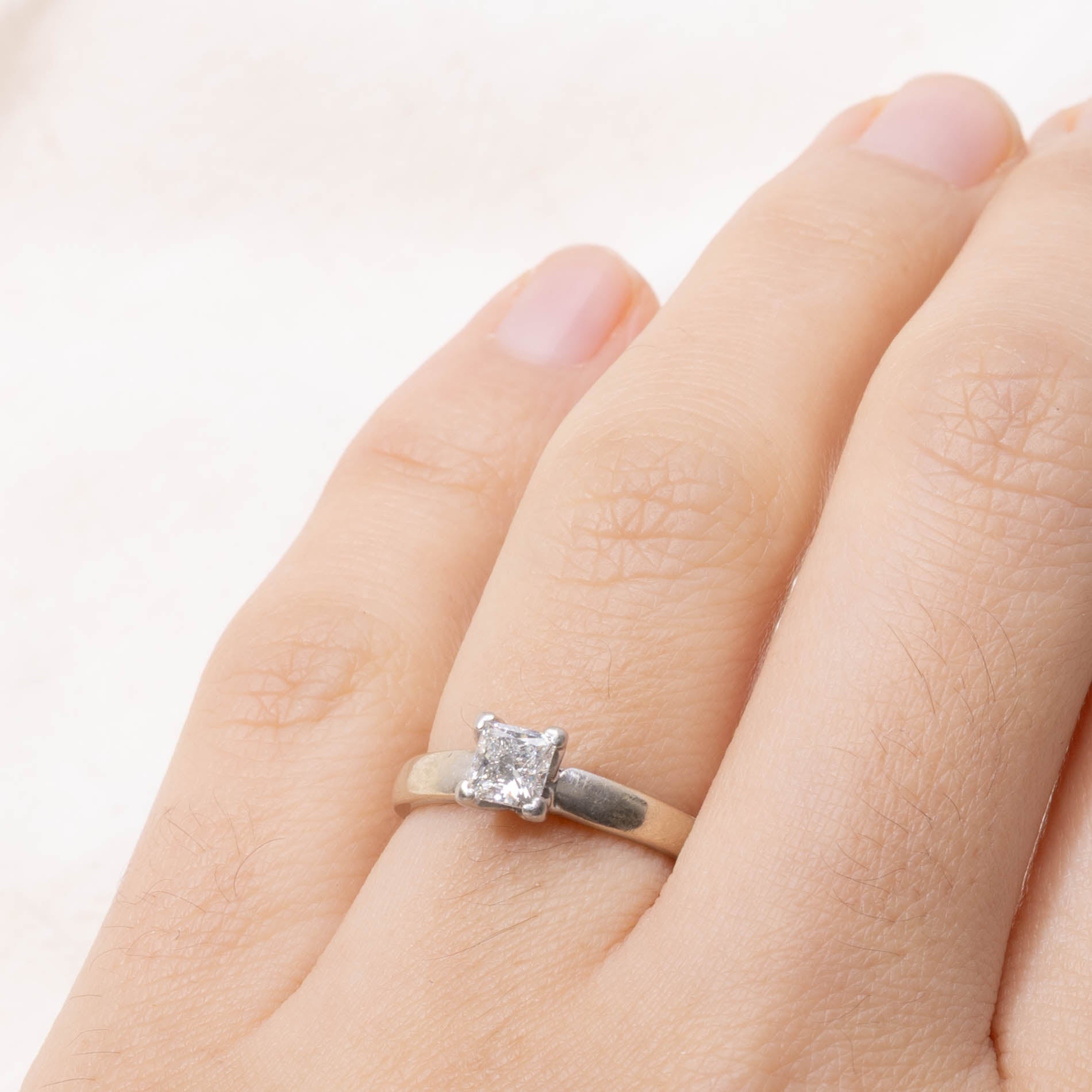 18k Solitaire Princess Cut Diamond Ring | 0.44ct VS1 H/I | SZ 5