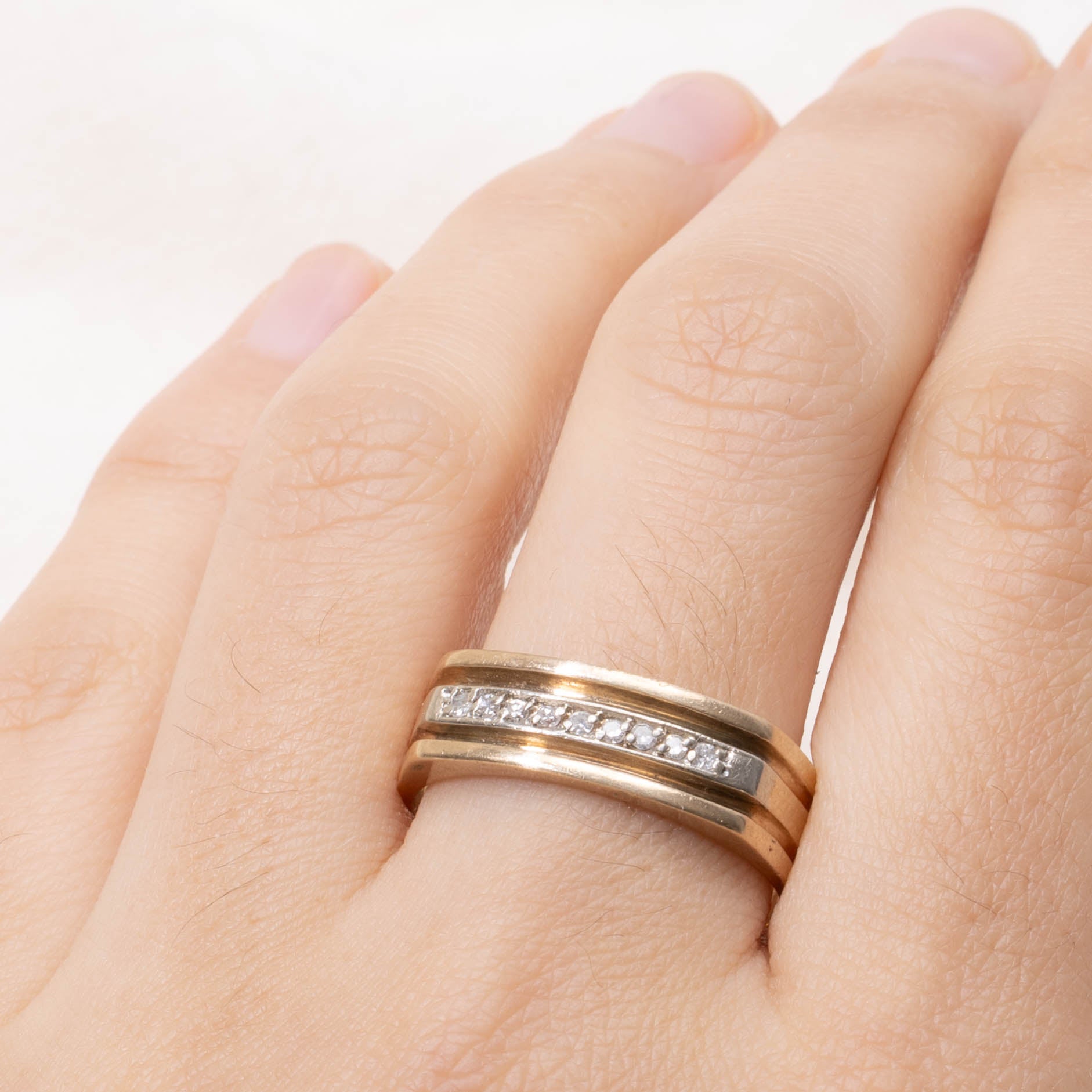 10k Diamond Grooved Layered Band | 6.75mm | SZ 11