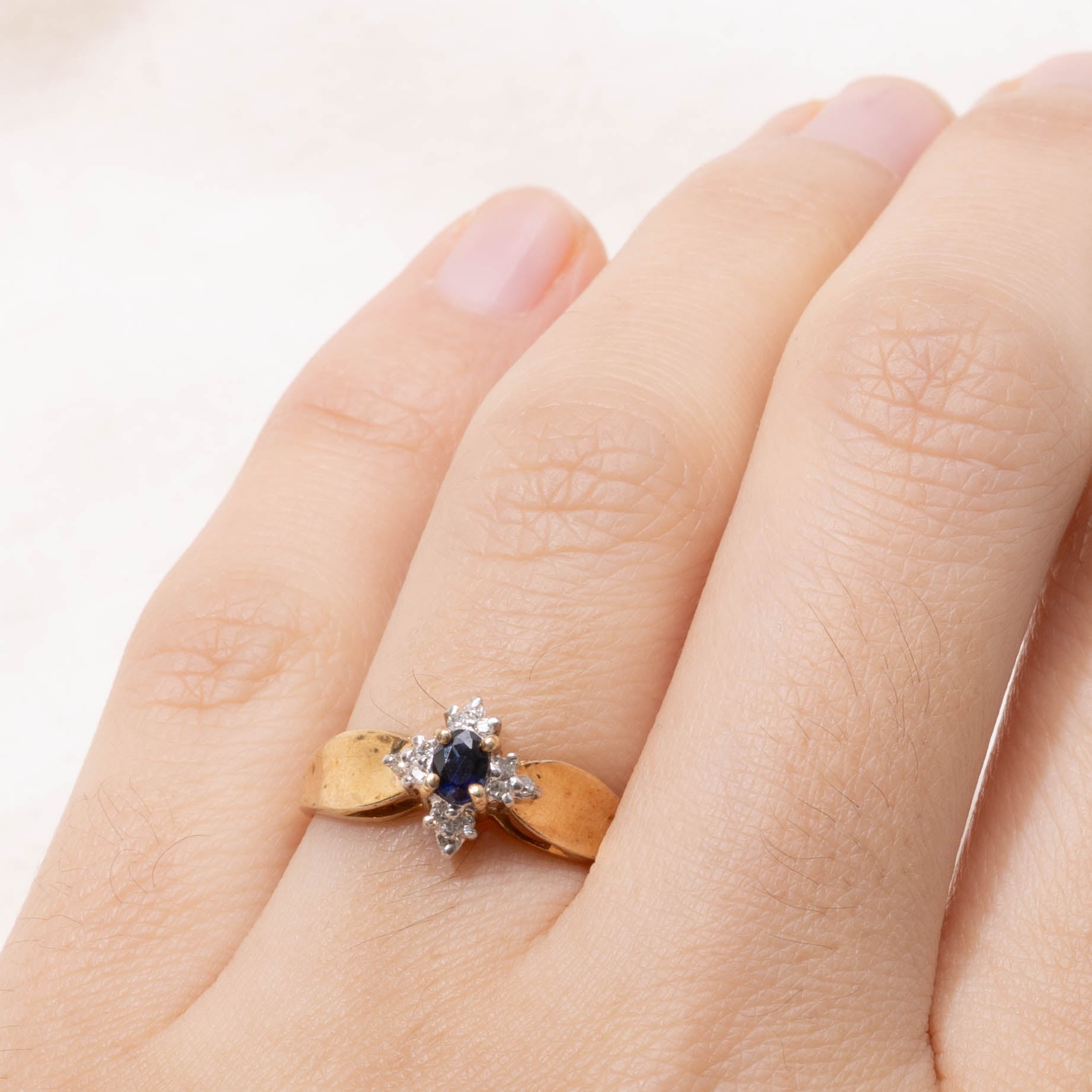 10k Sapphire & Diamond Cluster Ring | SZ 6.5