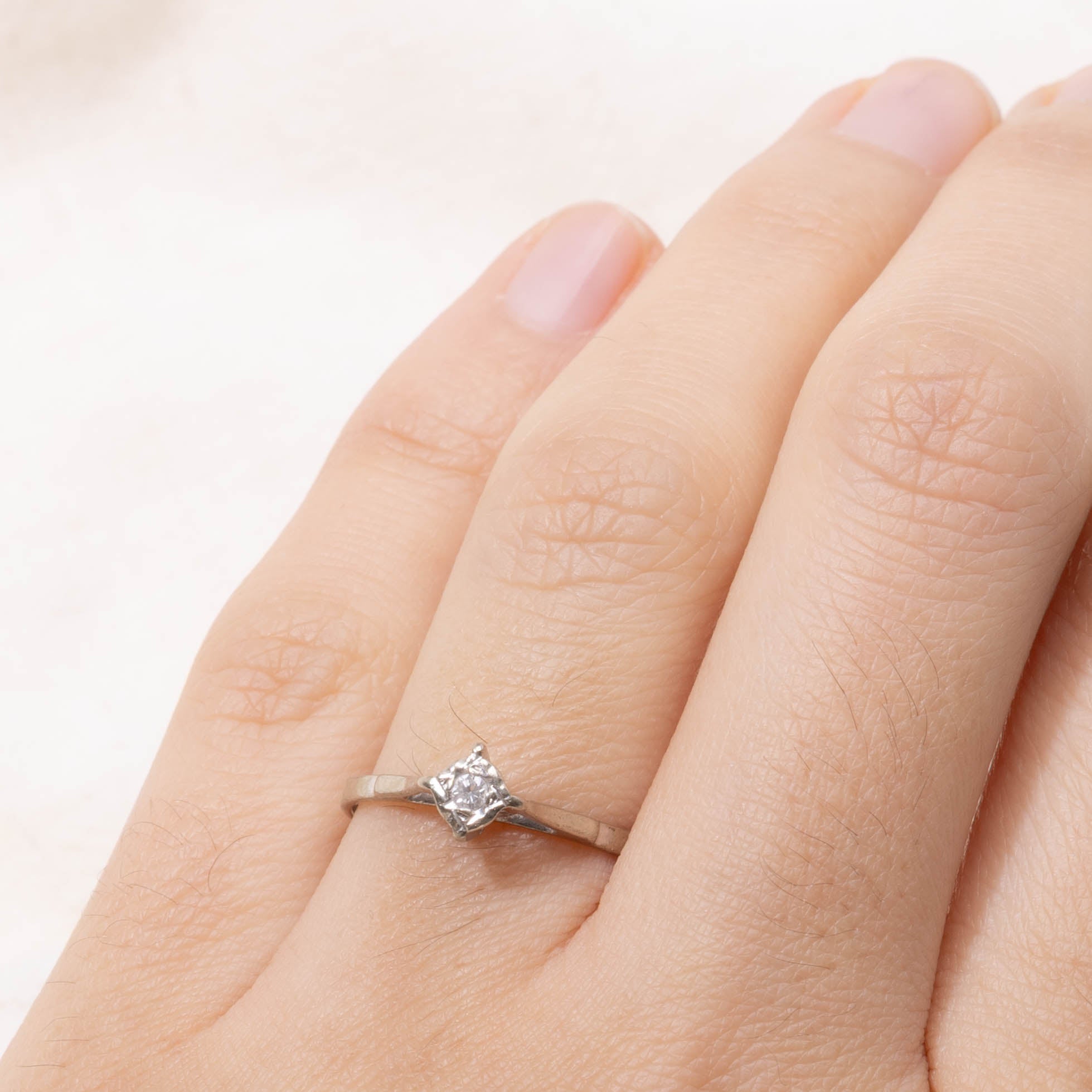 French Hallmarked 18k Diamond Petite Ring | SZ 6.75