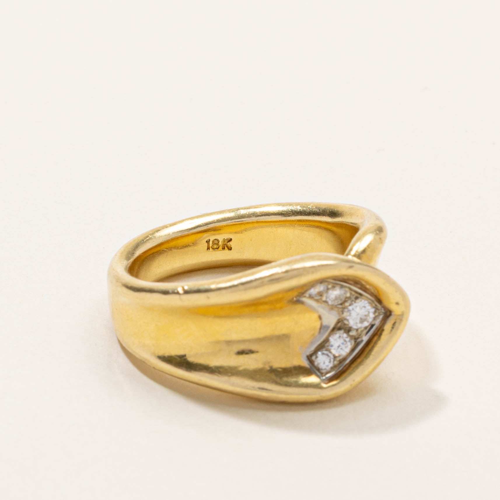 18k Diamond Accented Chunky Reverse Tapered Ring | 0.12ctw | SZ 7.5