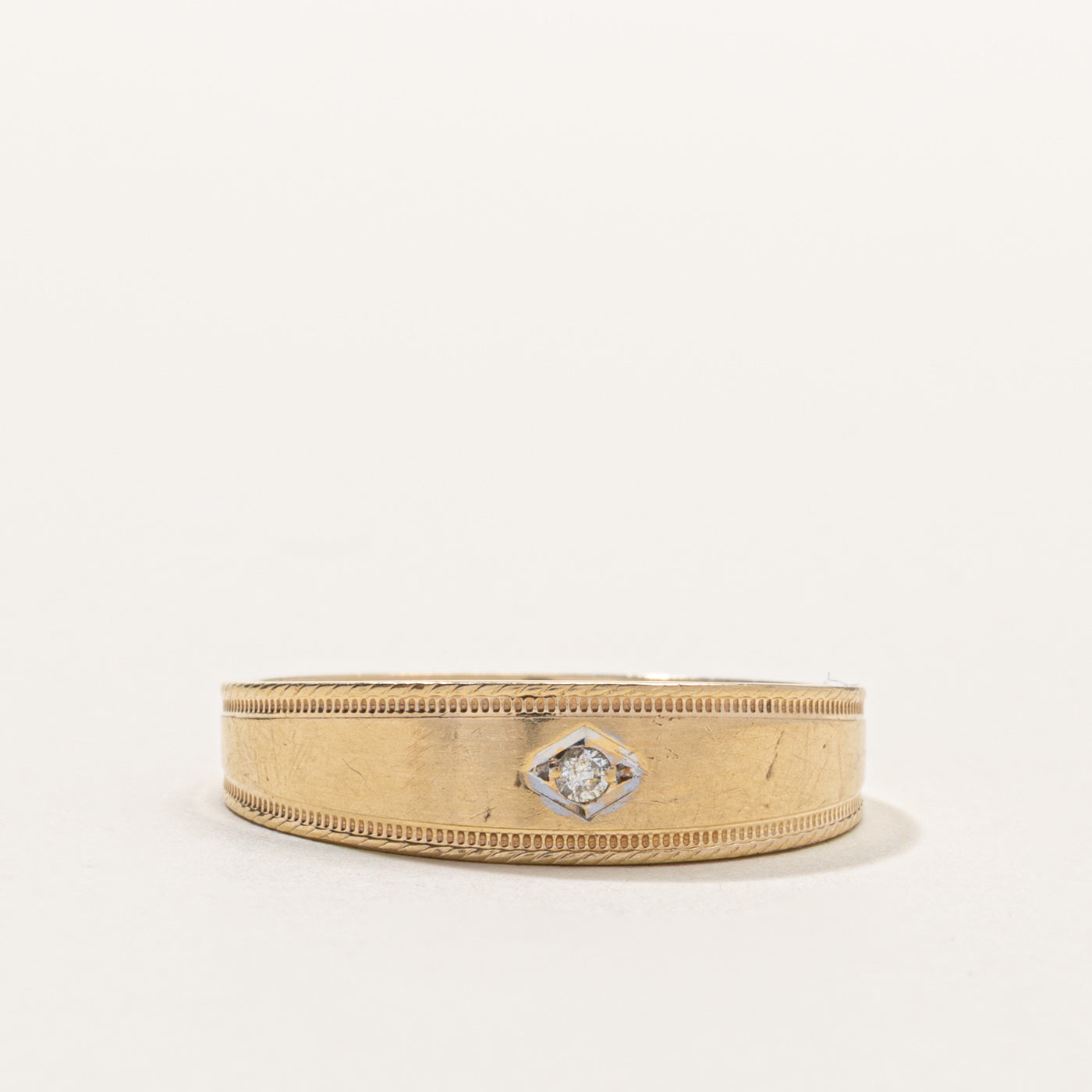 10k Single Diamond Milgrain Band | SZ 12.5