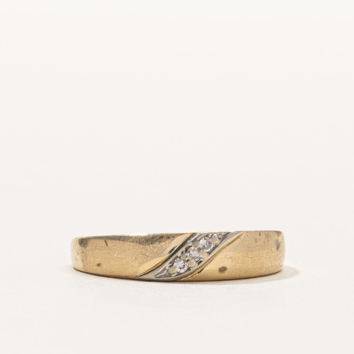 10k Diagonal Set Diamond Band | SZ 6.5