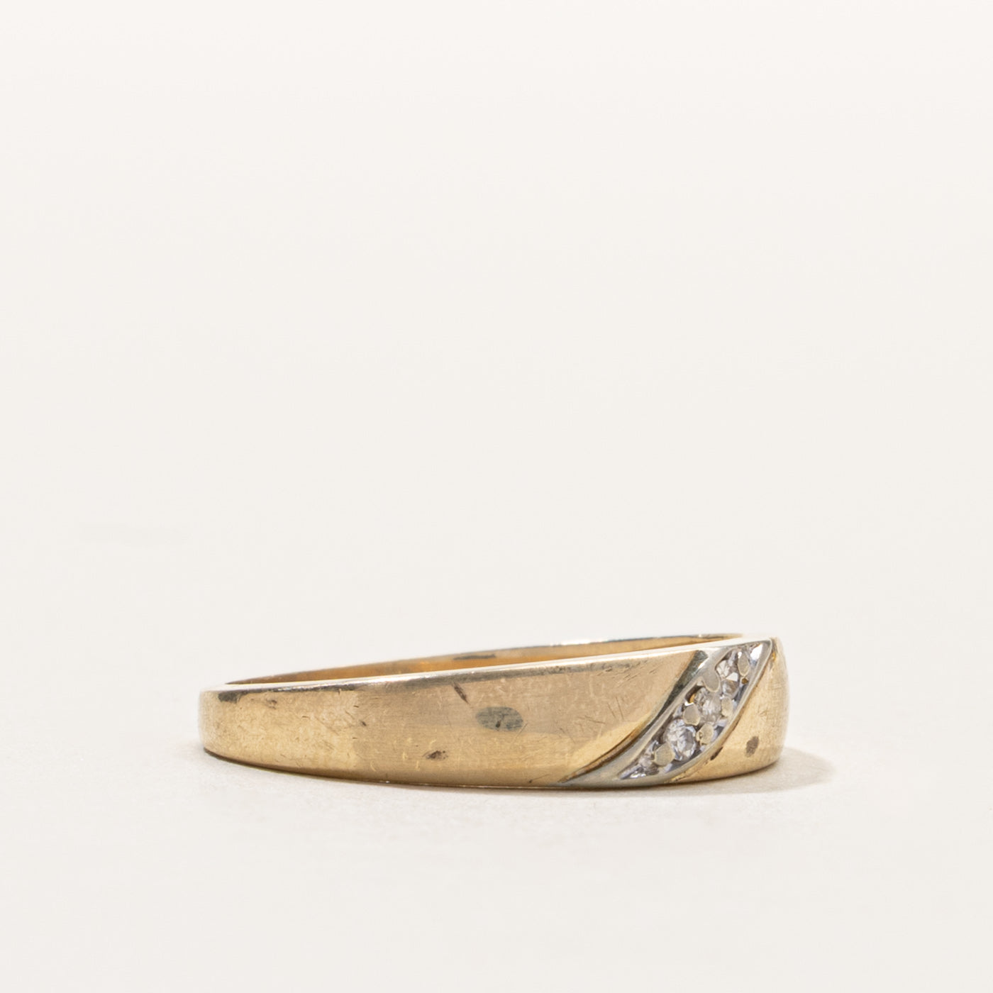 10k Diagonal Set Diamond Band | SZ 6.5