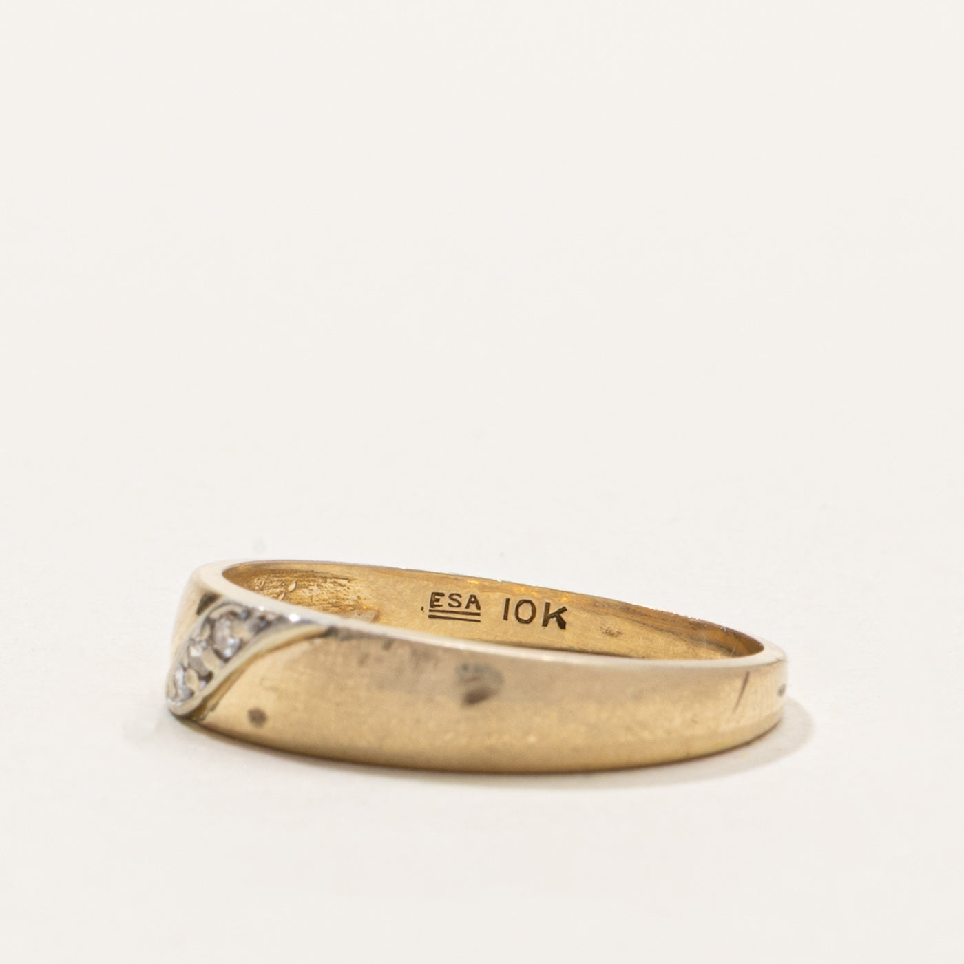 10k Diagonal Set Diamond Band | SZ 6.5