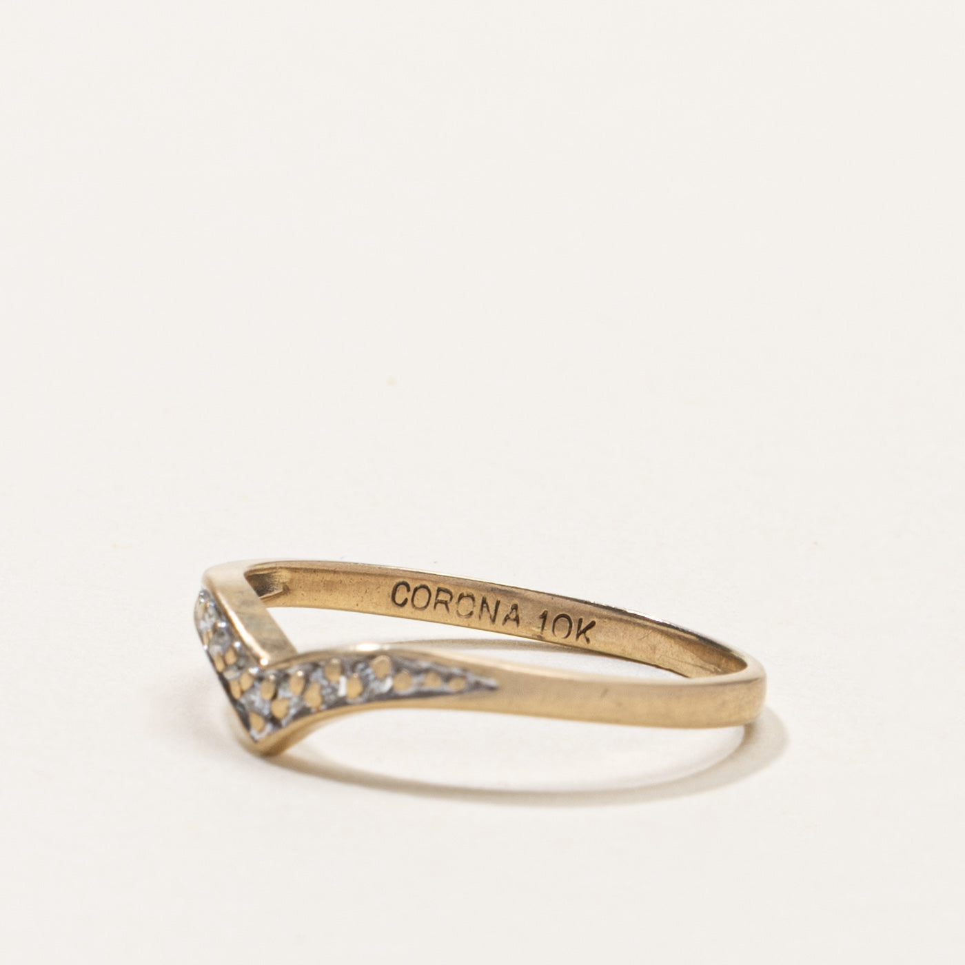 10k Diamond Accented Chevron Ring | SZ 6.75