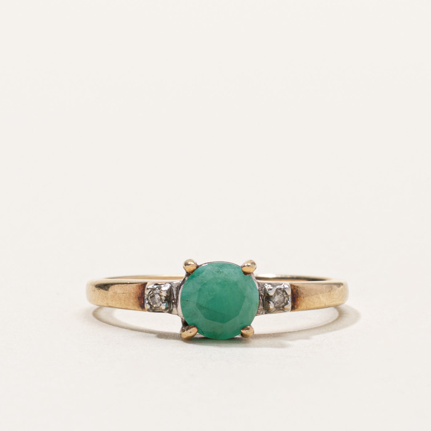 10k Round Cut Emerald & Diamond Accented Ring | SZ 7