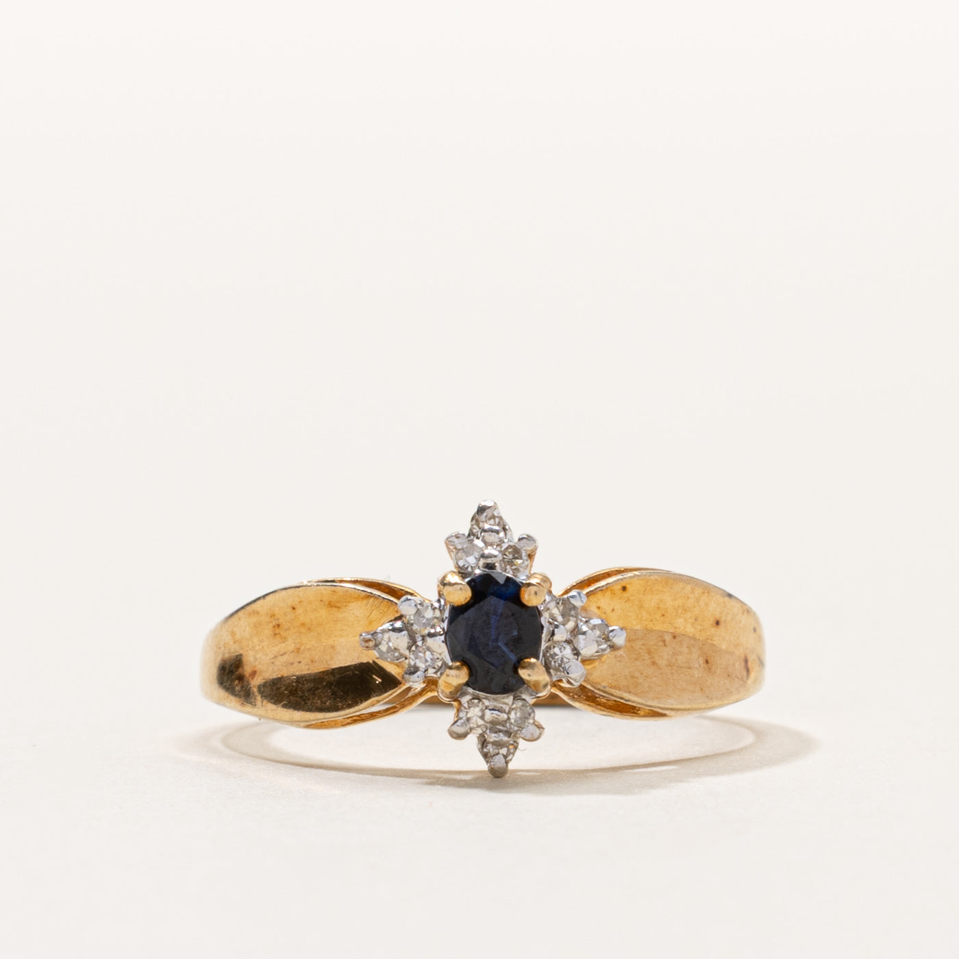 10k Sapphire & Diamond Cluster Ring | SZ 6.5