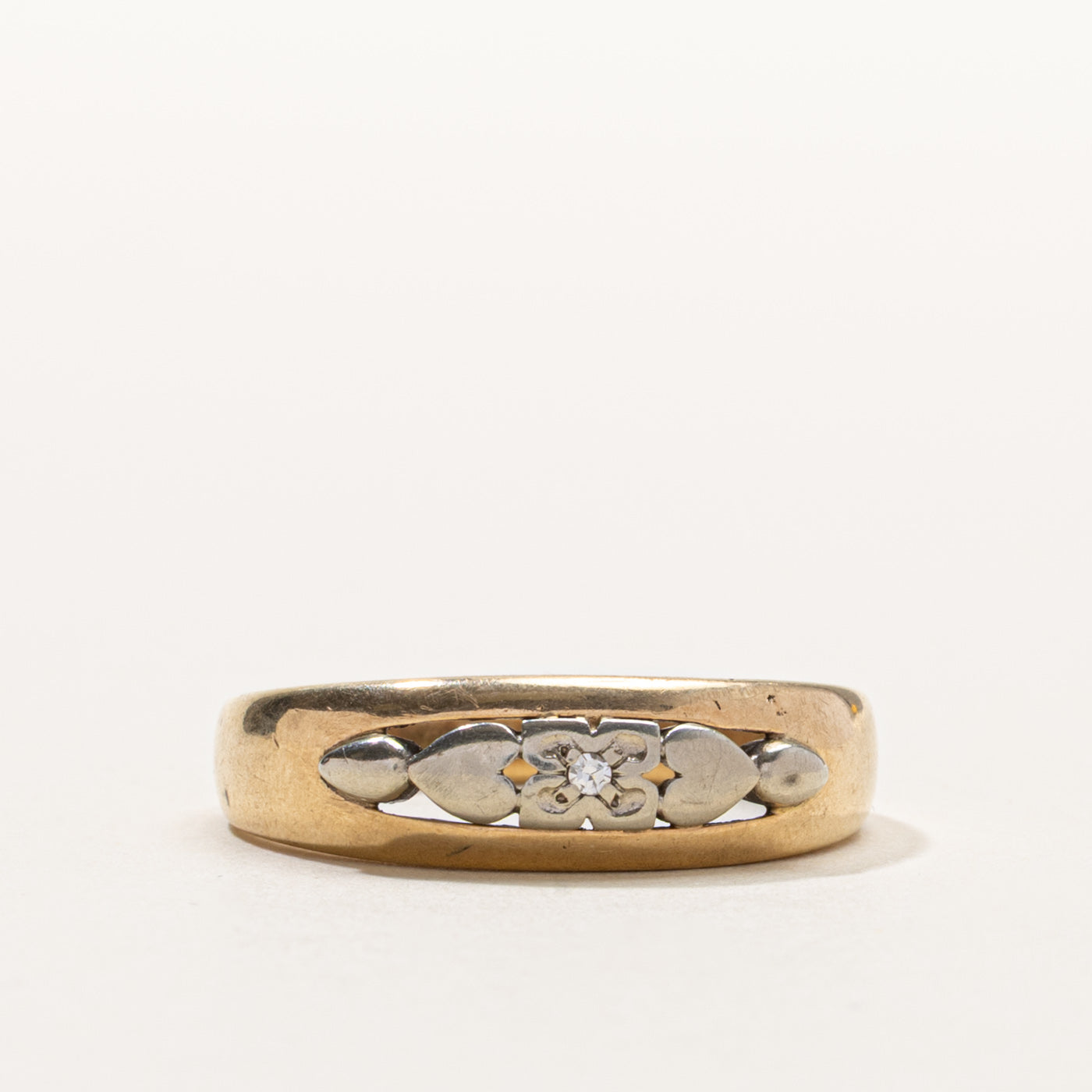 Vintage Canadian Diamond Floral Detail Ring | SZ 10.75