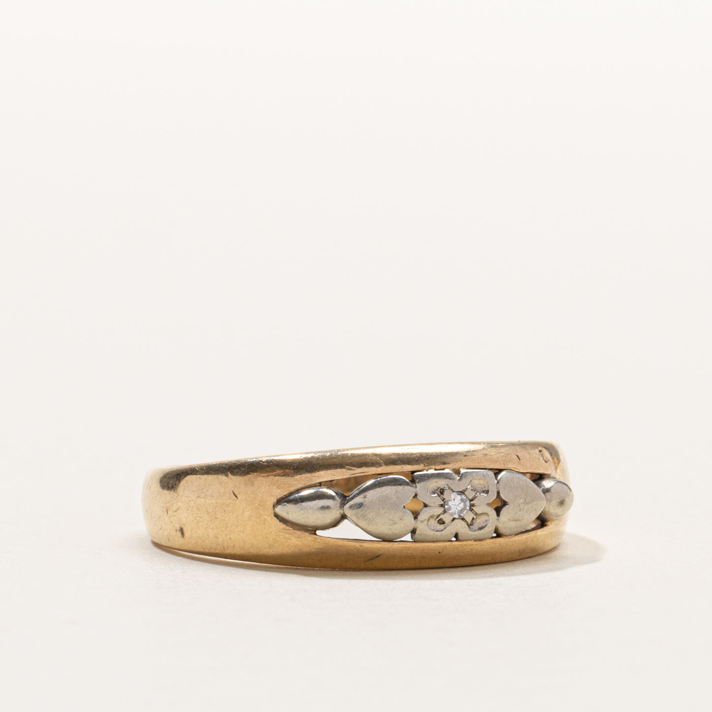 Vintage Canadian Diamond Floral Detail Ring | SZ 10.75