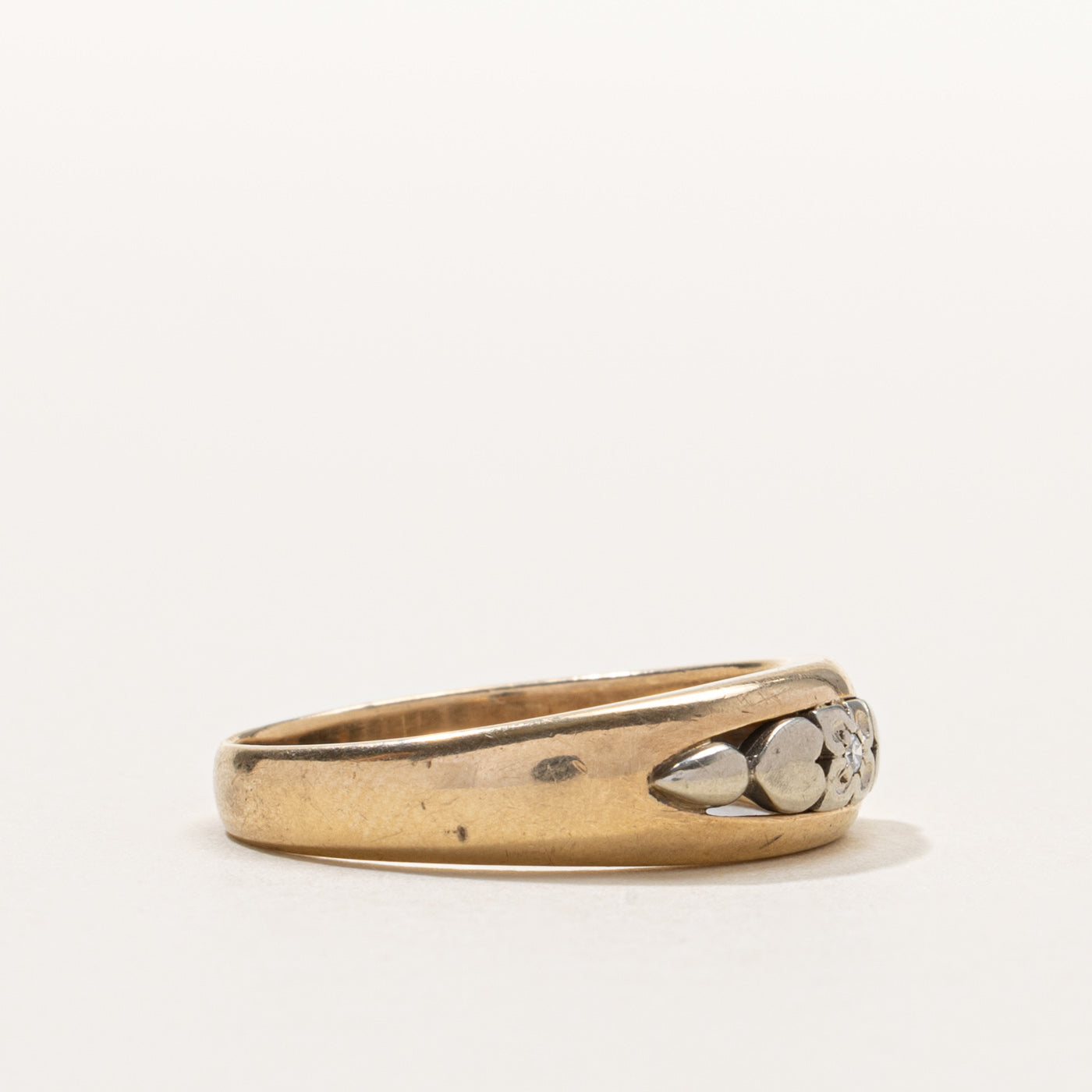 Vintage Canadian Diamond Floral Detail Ring | SZ 10.75