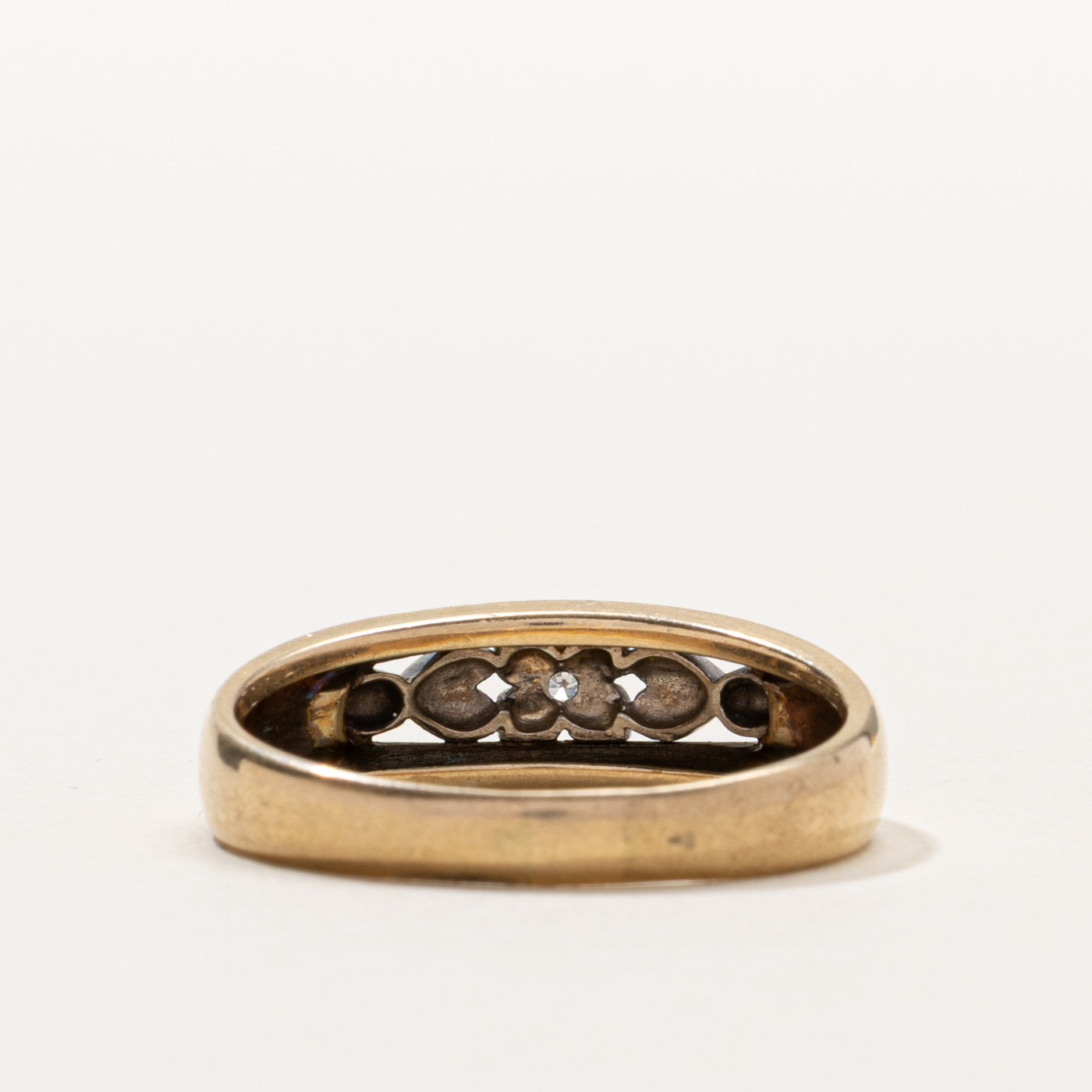 Vintage Canadian Diamond Floral Detail Ring | SZ 10.75