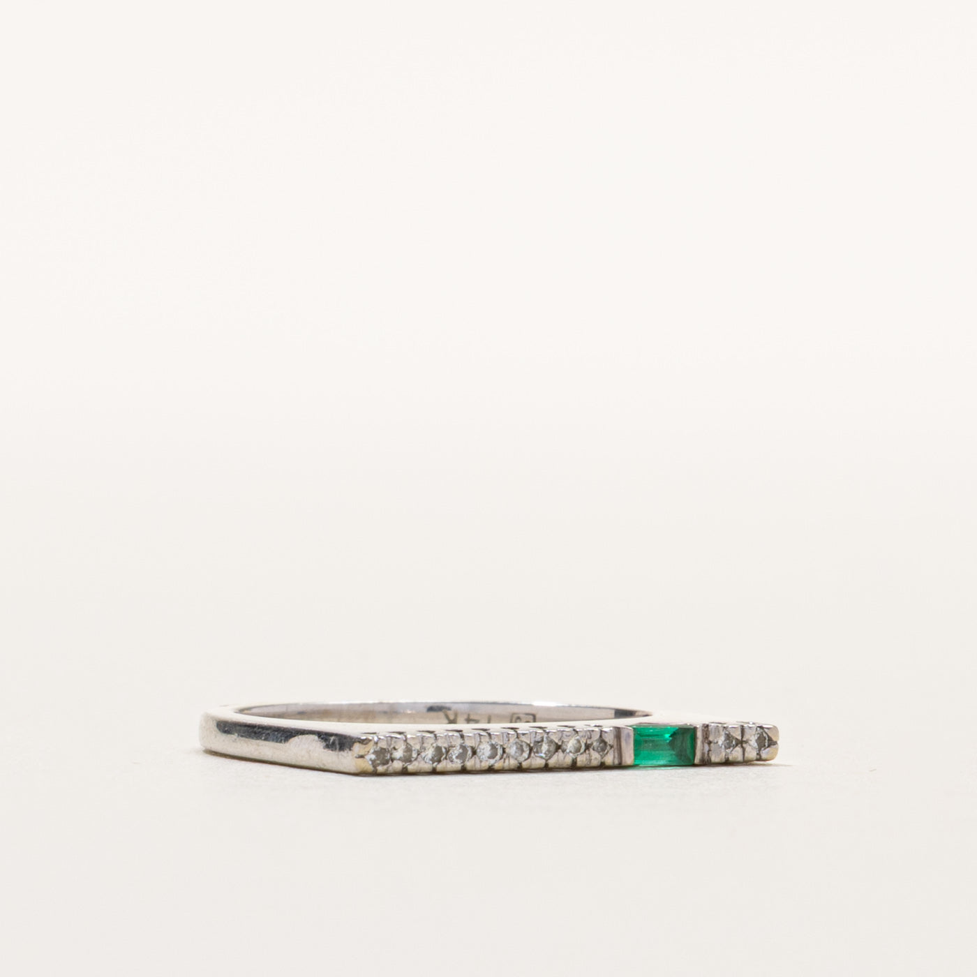 14k Emerald & Diamond Bar Band | SZ 6.5