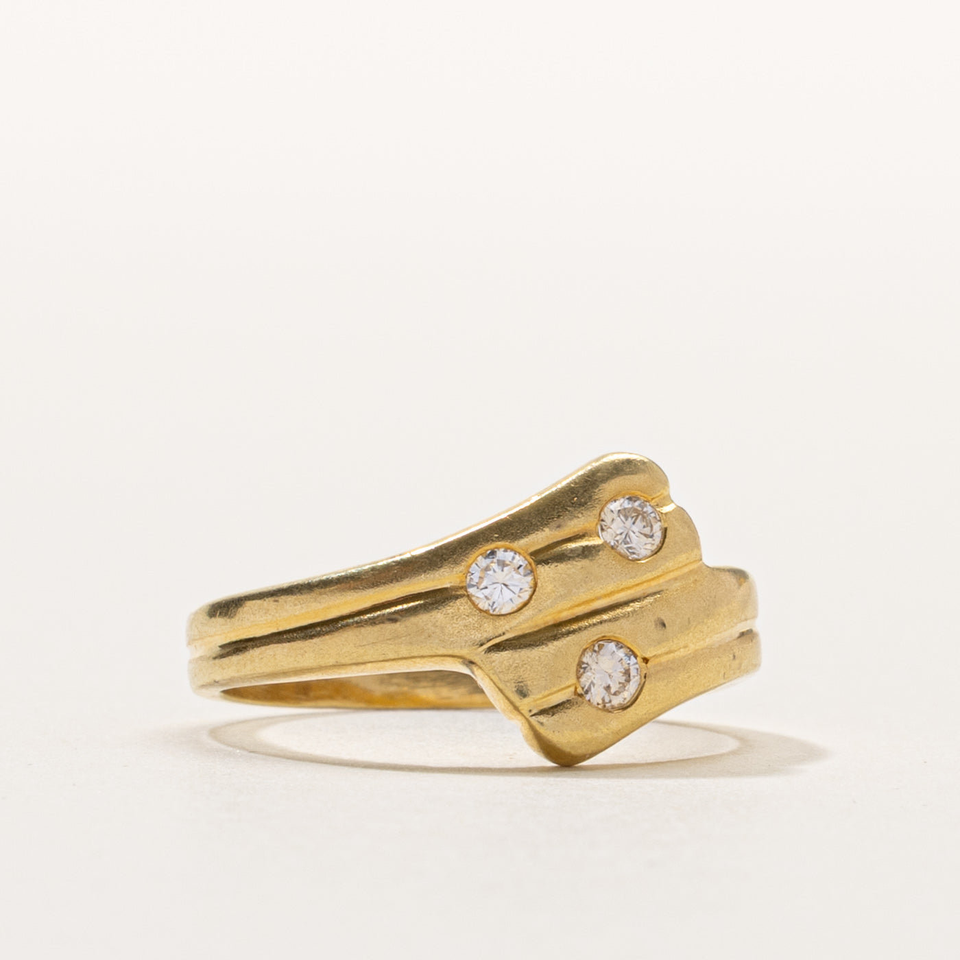 18k Diamond Textured Bypass Ring | 0.10ctw | SZ 7.25