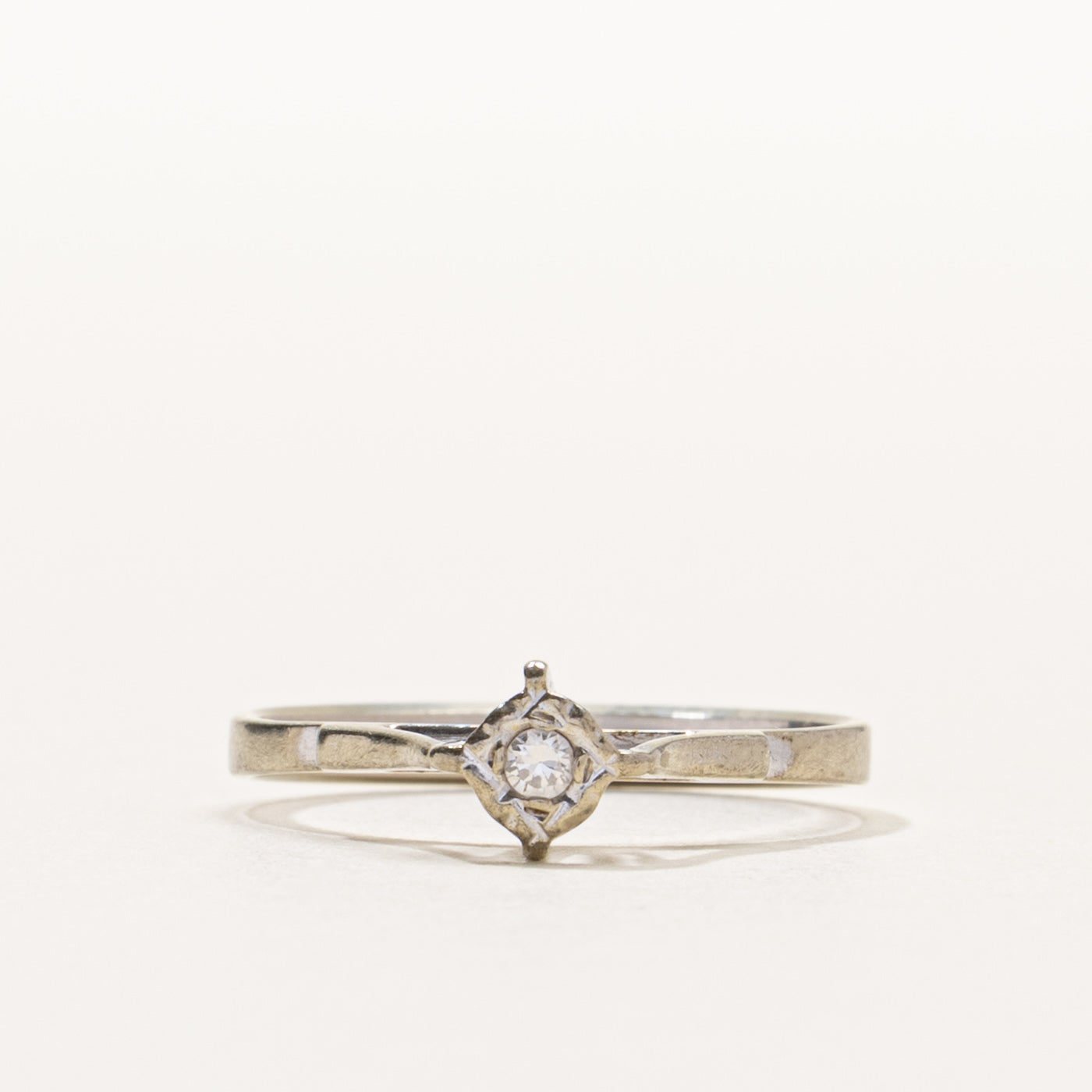 French Hallmarked 18k Diamond Petite Ring | SZ 6.75