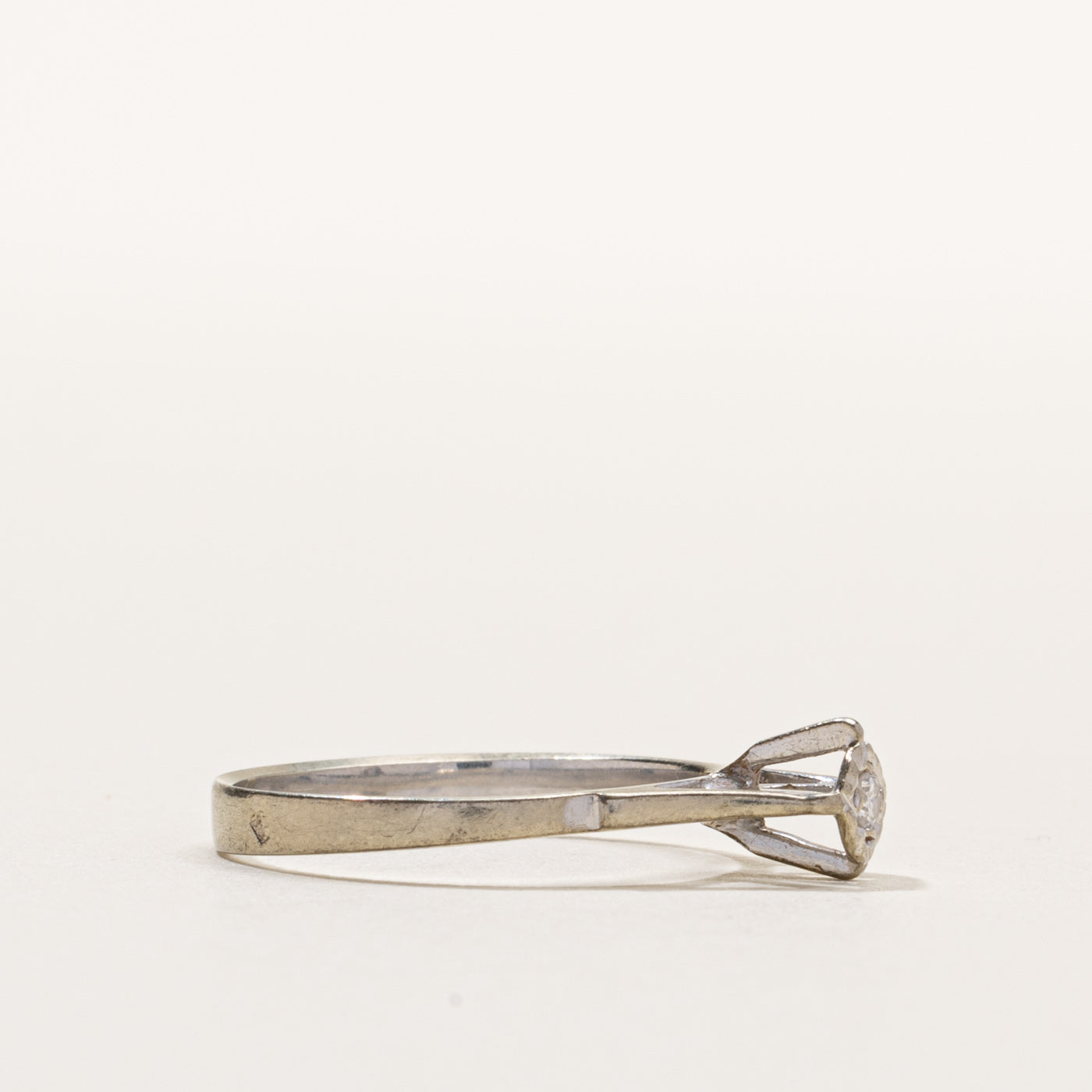 French Hallmarked 18k Diamond Petite Ring | SZ 6.75