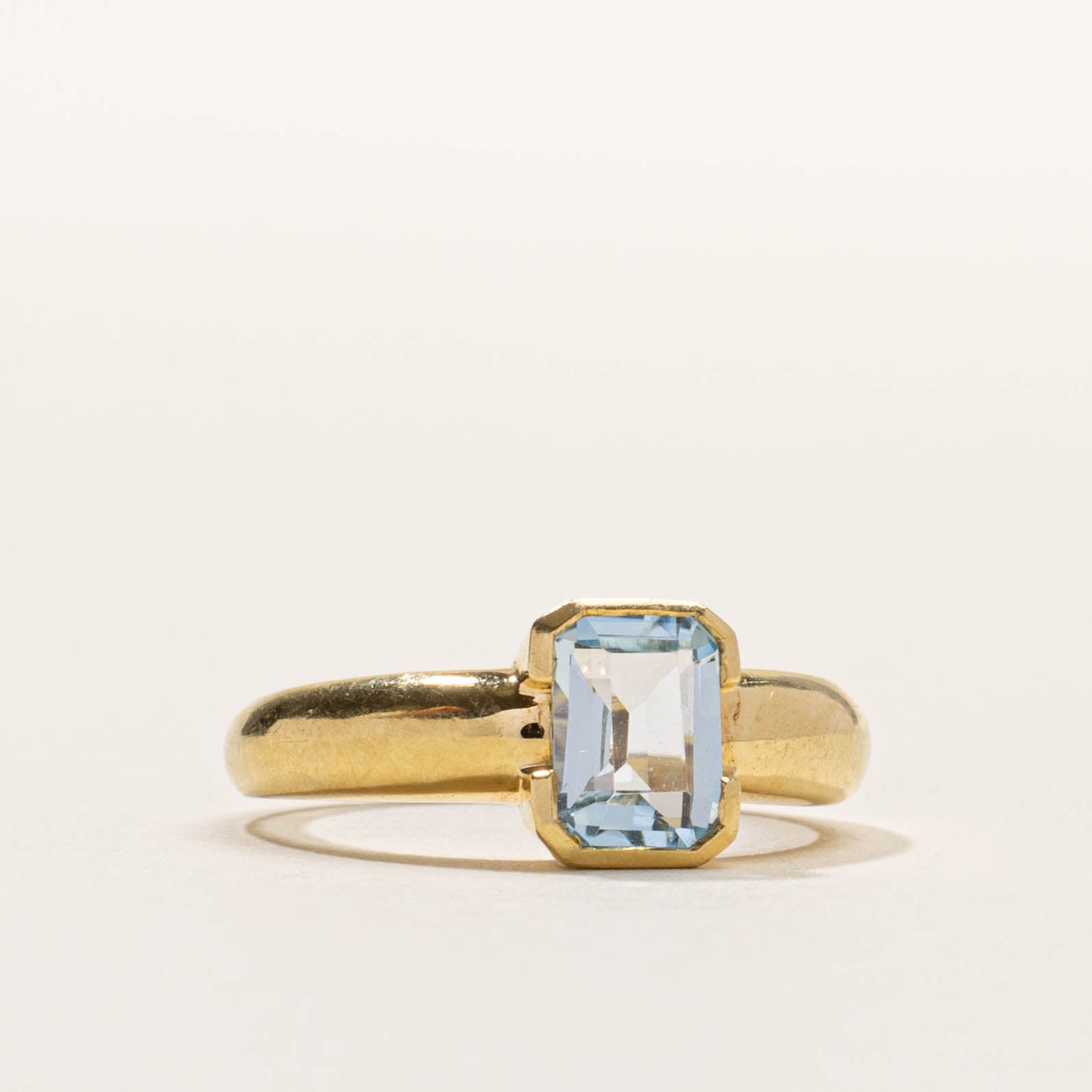 1993 French 18k Aquamarine Ring | 0.80ct | SZ 6.5