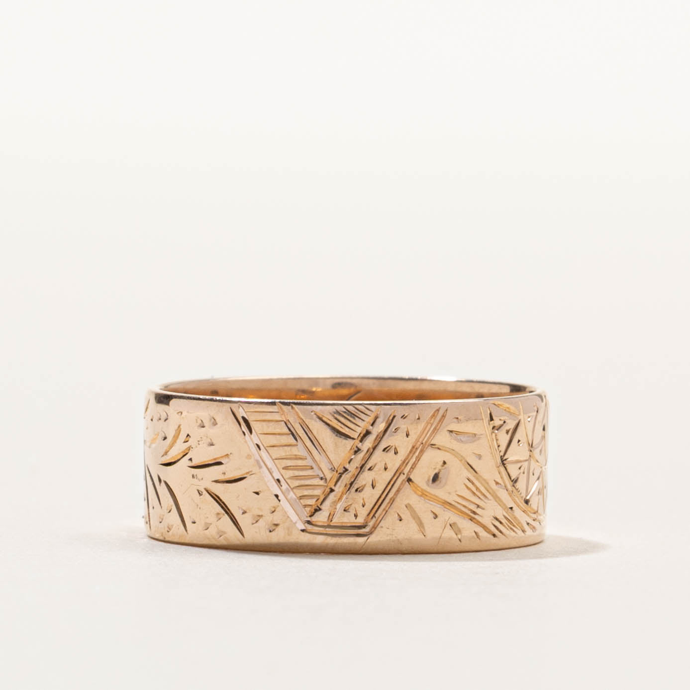 10k Solar Engraved Band | 6.55mm | SZ 5.75