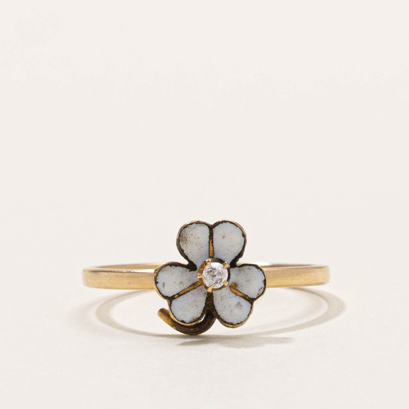 14k Antique Diamond & Enamel White Flower Ring | SZ 6.5