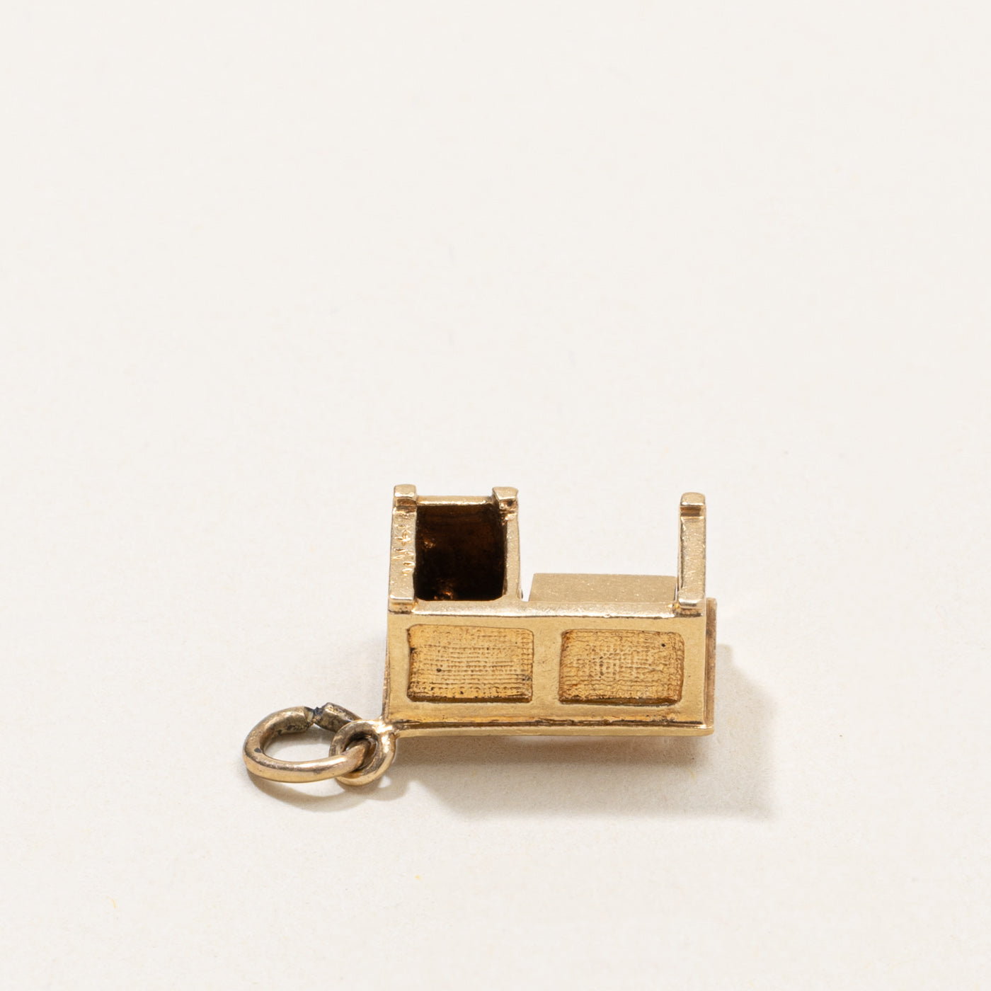 14k Typewriter & Desk Charm