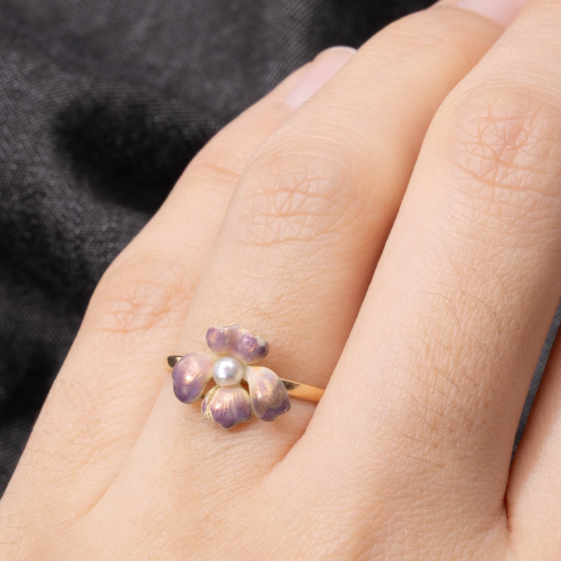 14k Pearl & Enamel Violet Ring | SZ 6.5