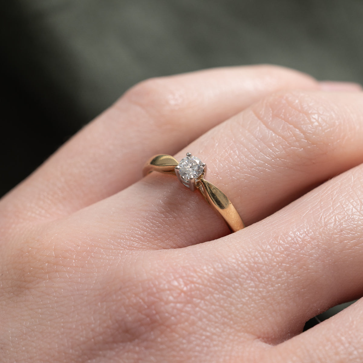 10k Solitaire Diamond Reverse Tapered Ring | 0.19ct | SZ 6.5