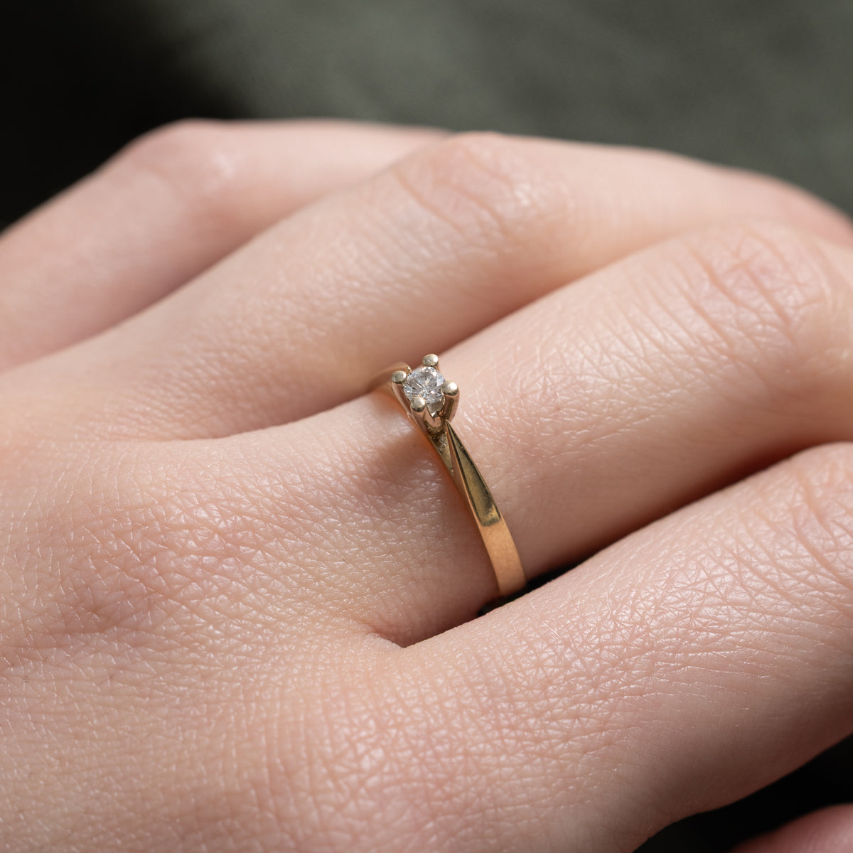 14k High Set Diamond Petite Ring | 0.08ct | SZ 6