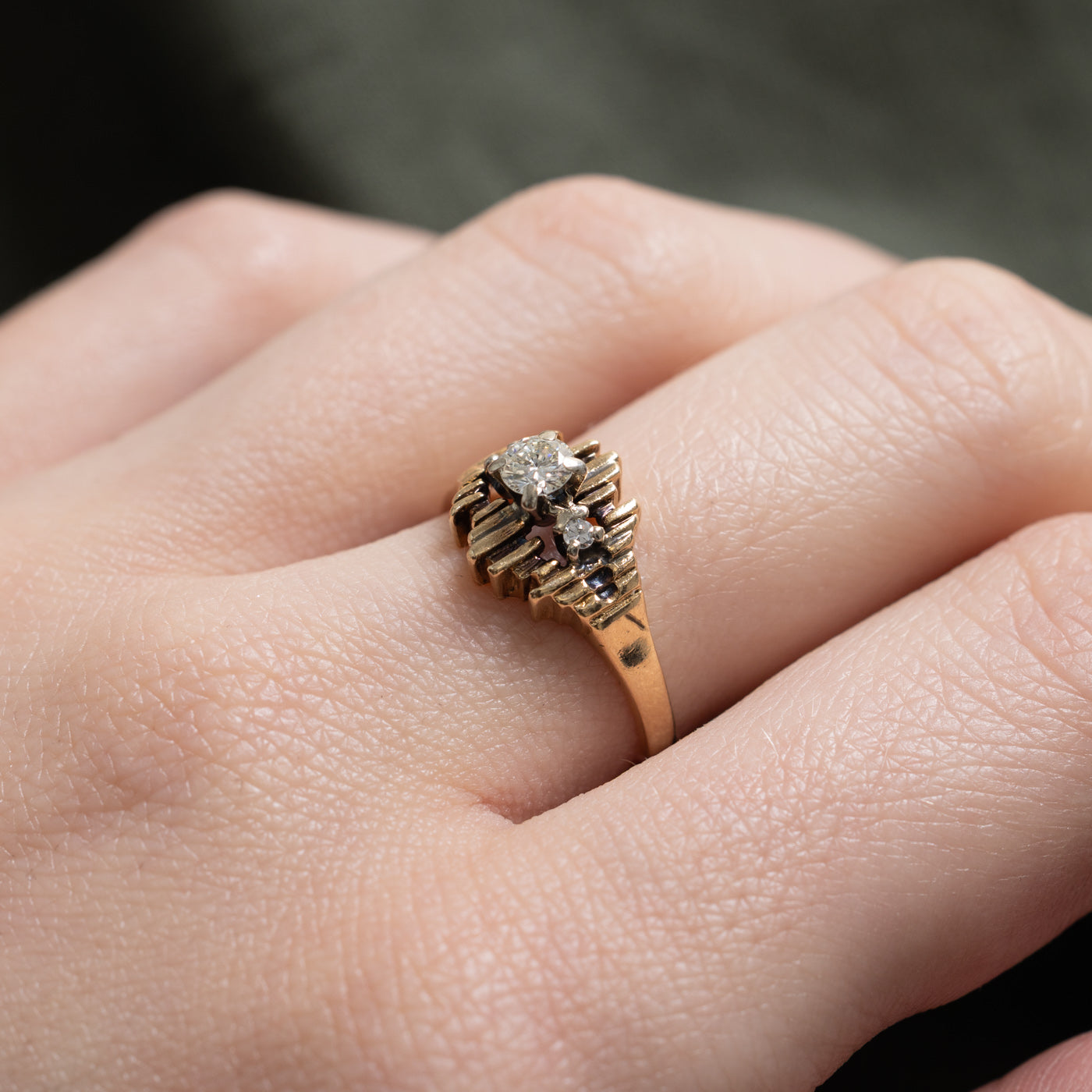 14k Diamond Openwork Grooved Ring | 0.23ctw | SZ 5.75