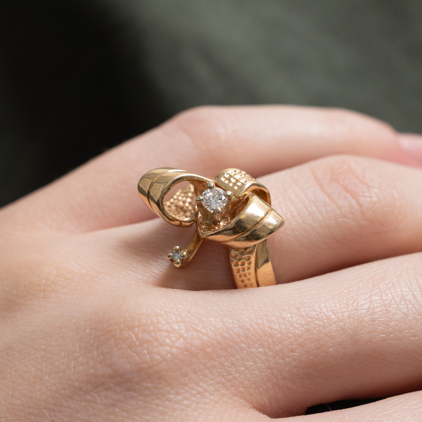 14k Diamond Textured Ribbon Cocktail Ring | 0.18ctw | SZ 8