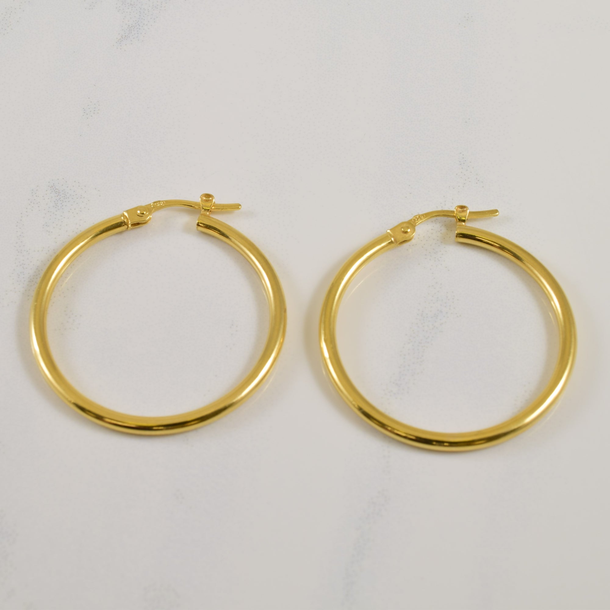 18k Yellow Gold Hoop Earrings |