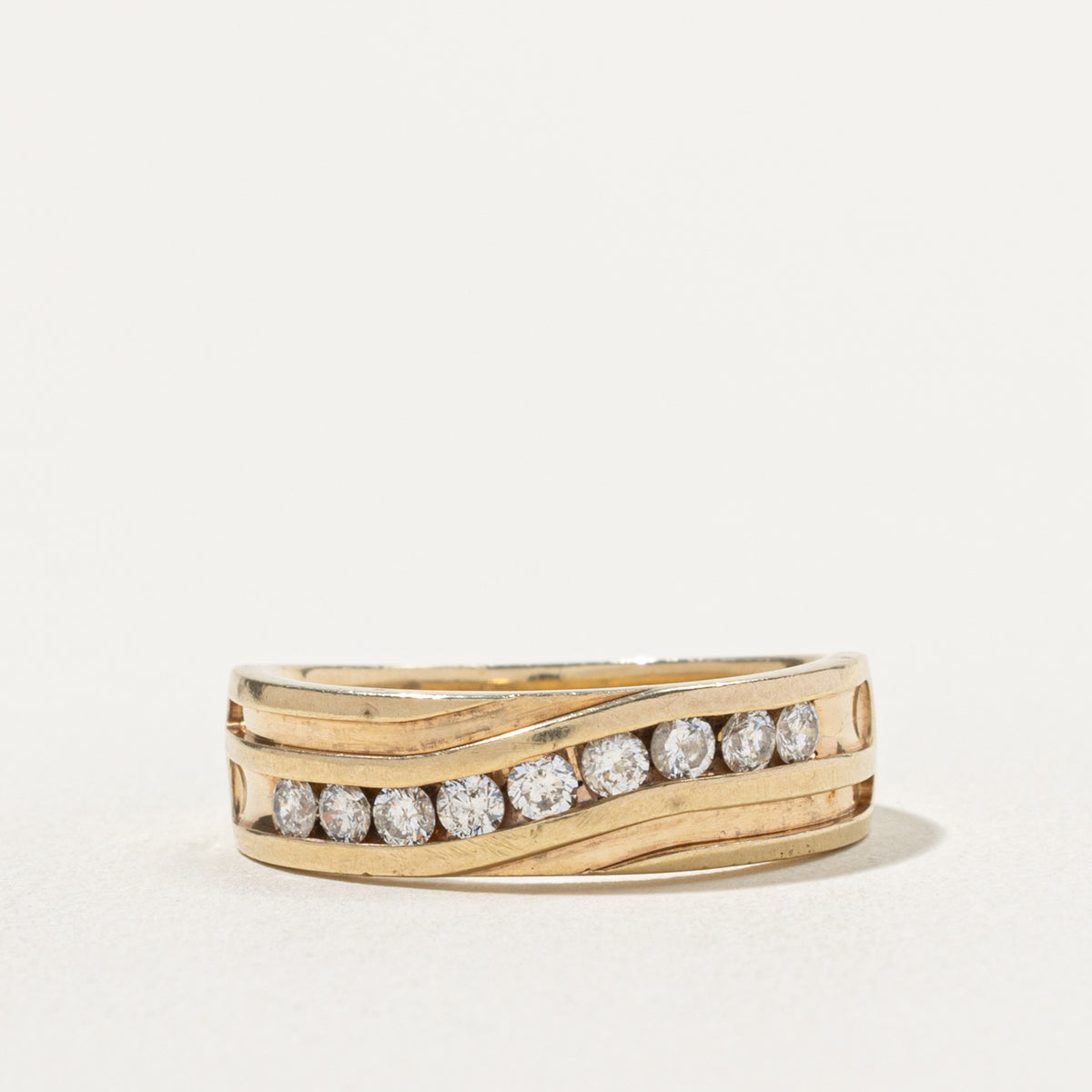 10k Channel Set Diagonal Diamond Grooved Band | 0.45ctw | 6.64mm | SZ 9.25