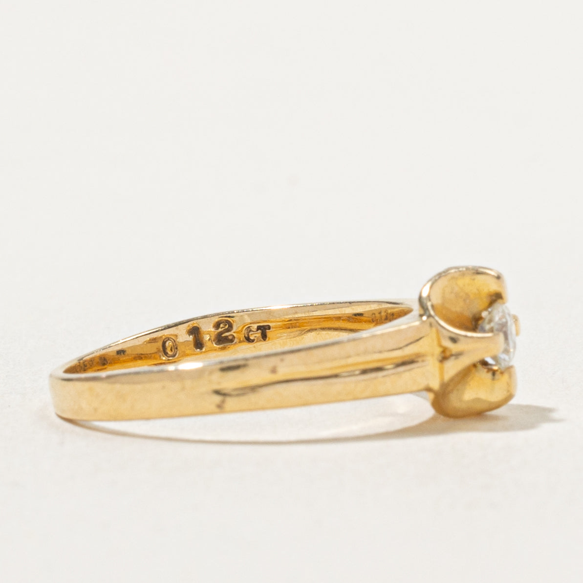 18k Belcher Set Solitaire Diamond Ring | 0.12ct | SZ 5.25