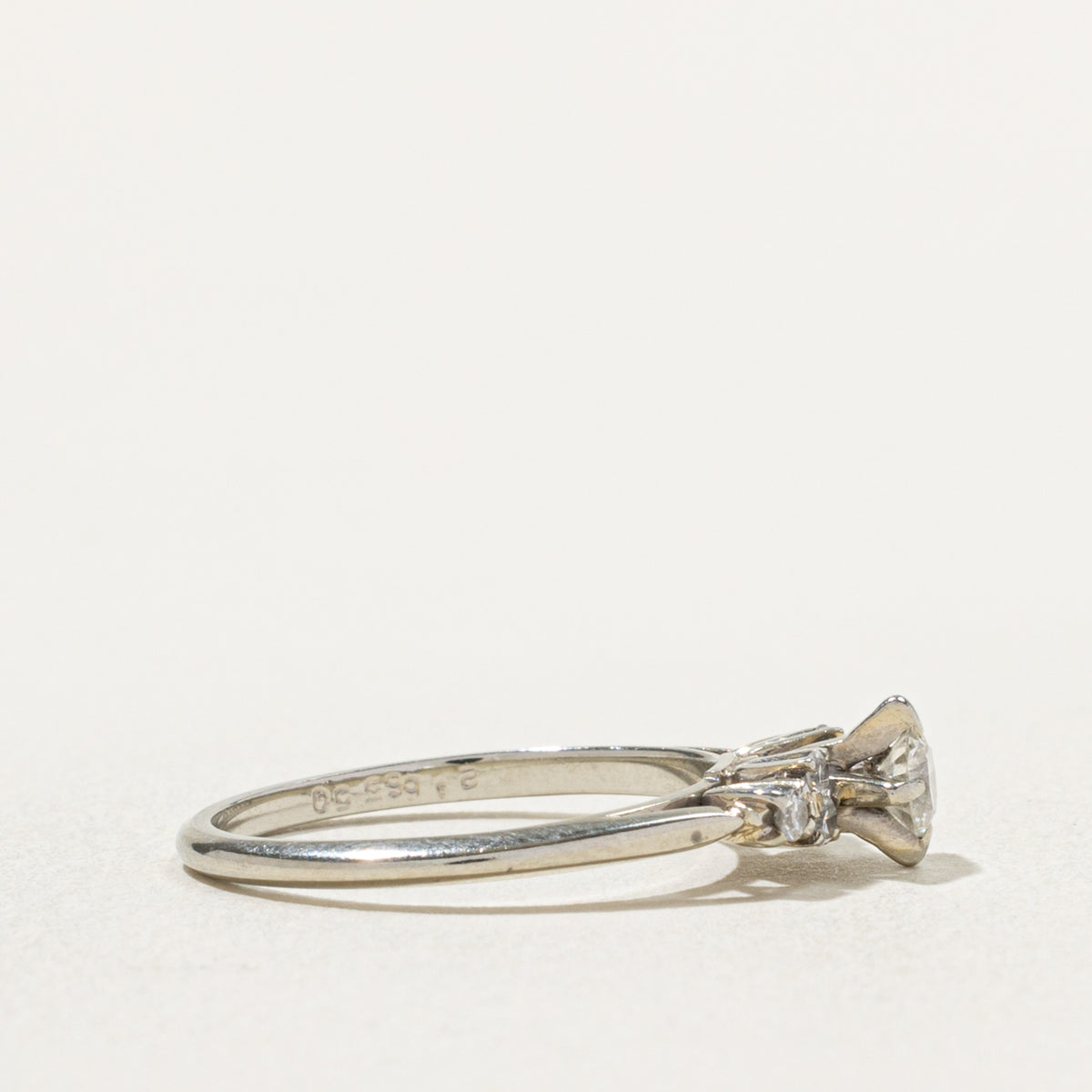 18k White Gold Diamond Cluster Accented Ring | 0.29ctw | SZ 6